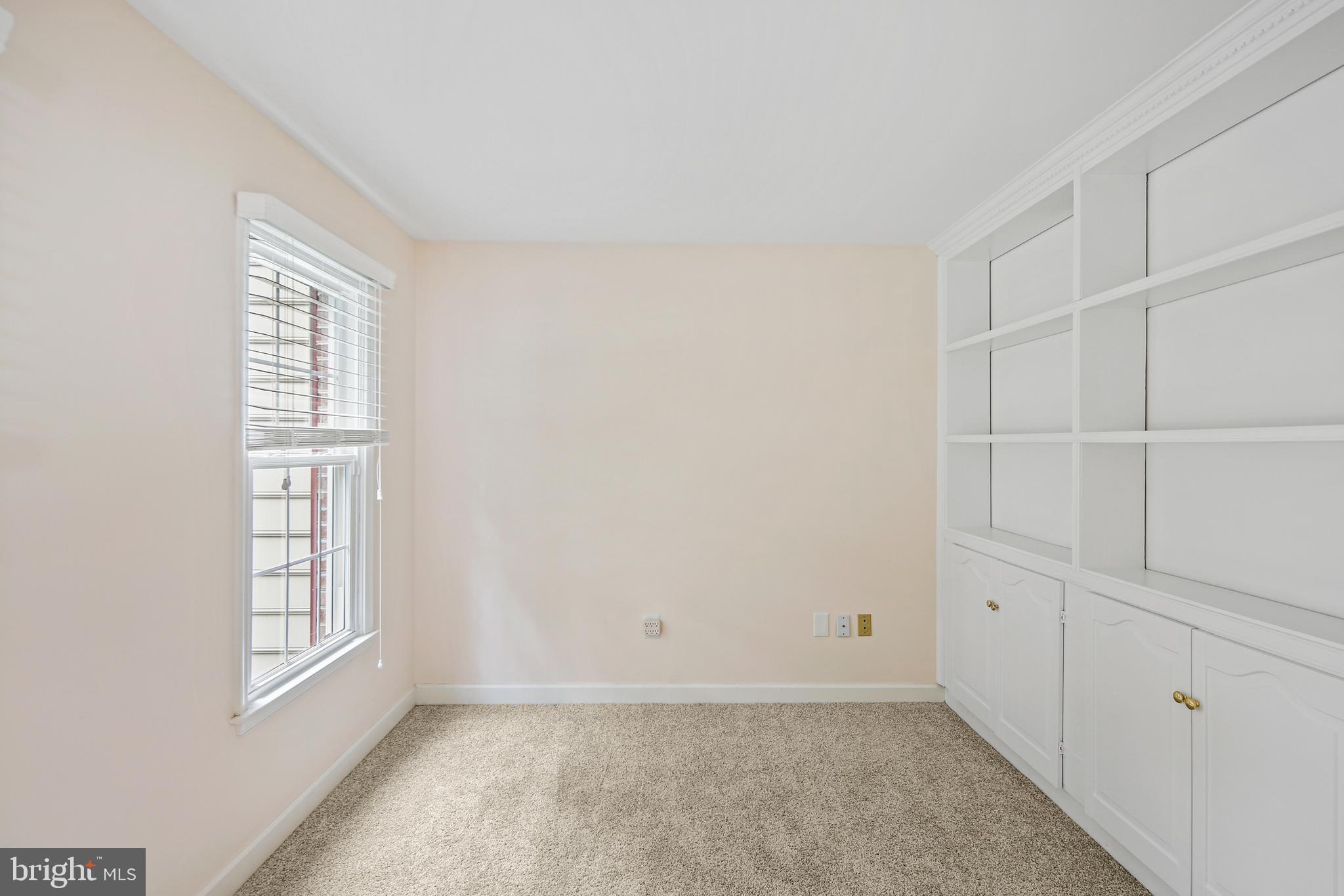 TURF VALLEY OVERLOOK - Residential Lease