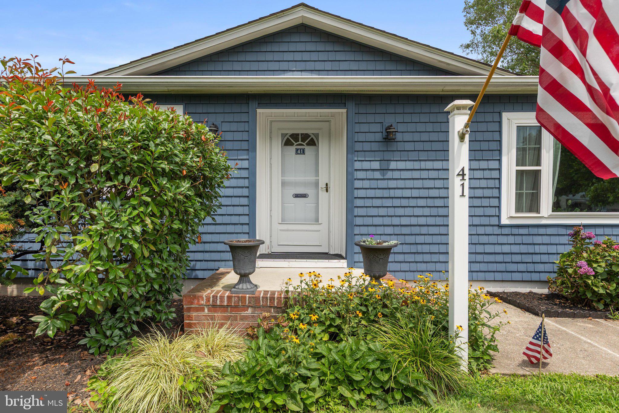 41 BEECHWOOD AVENUE