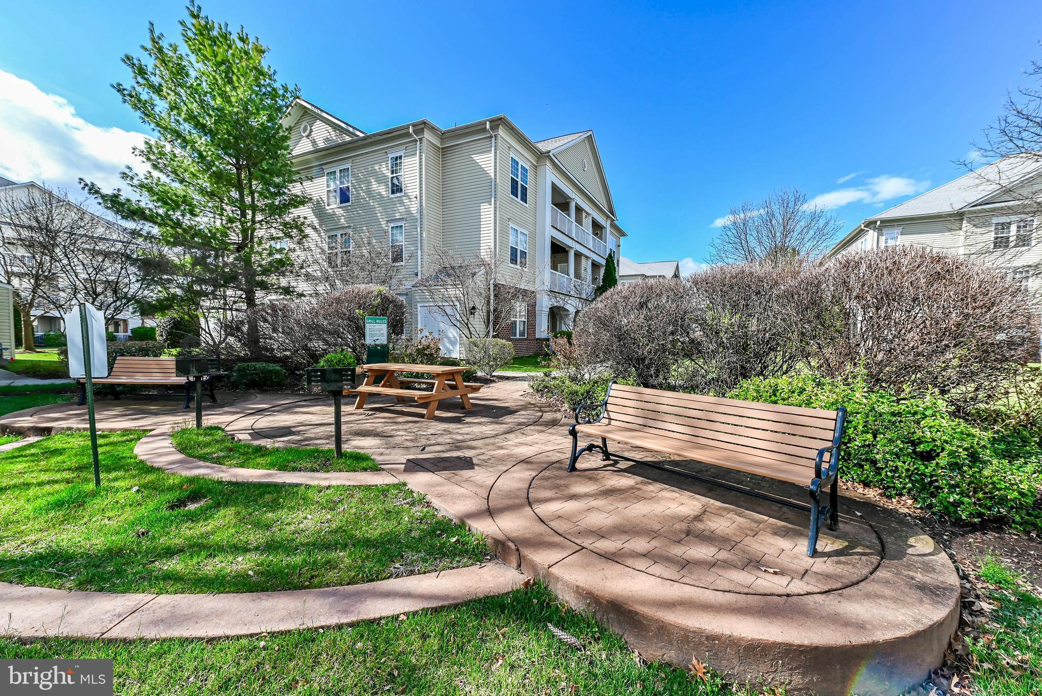 SUMMERFIELD - Residential