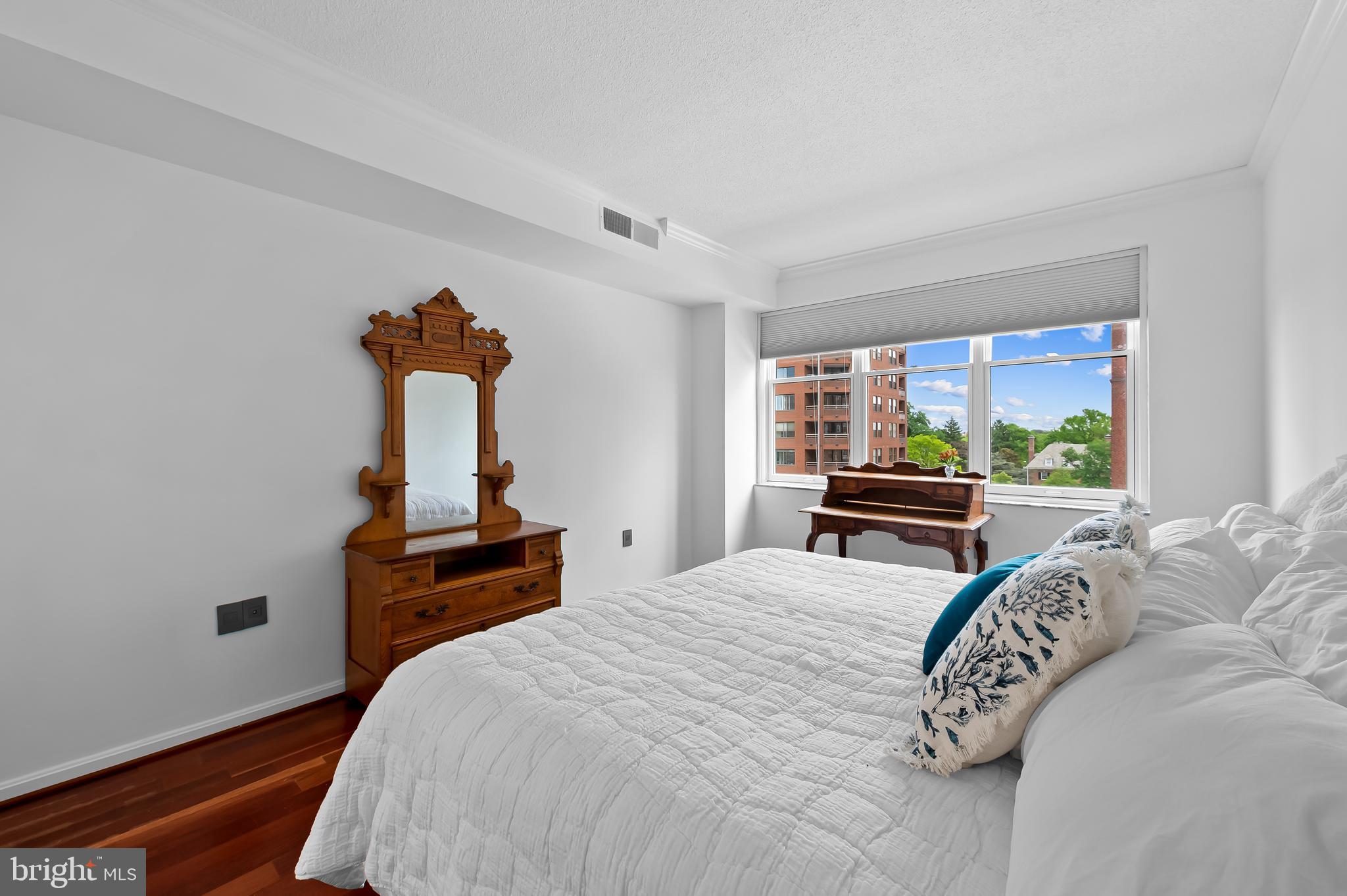 TUSCANY-CANTERBURY - Residential