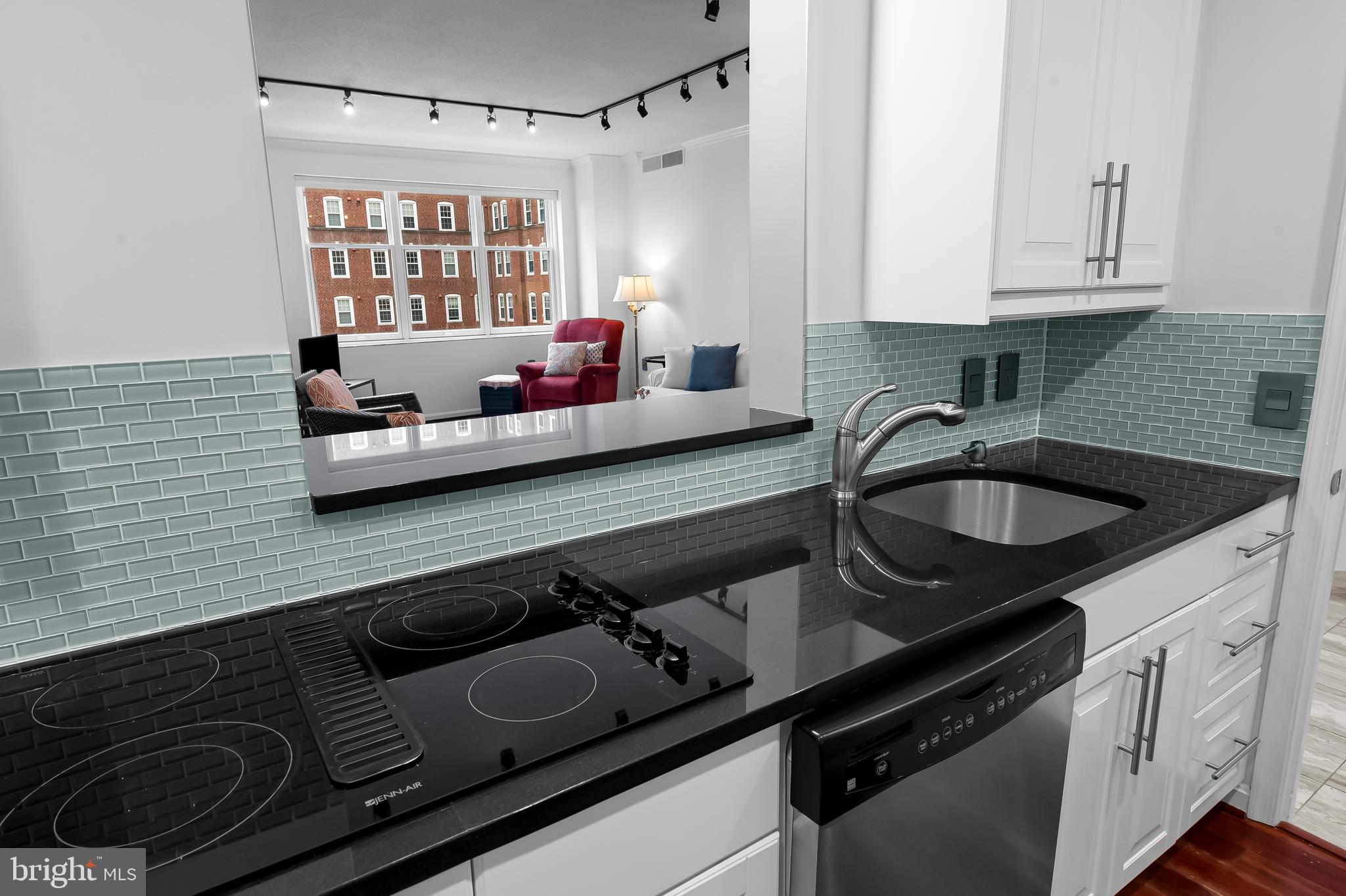 TUSCANY-CANTERBURY - Residential
