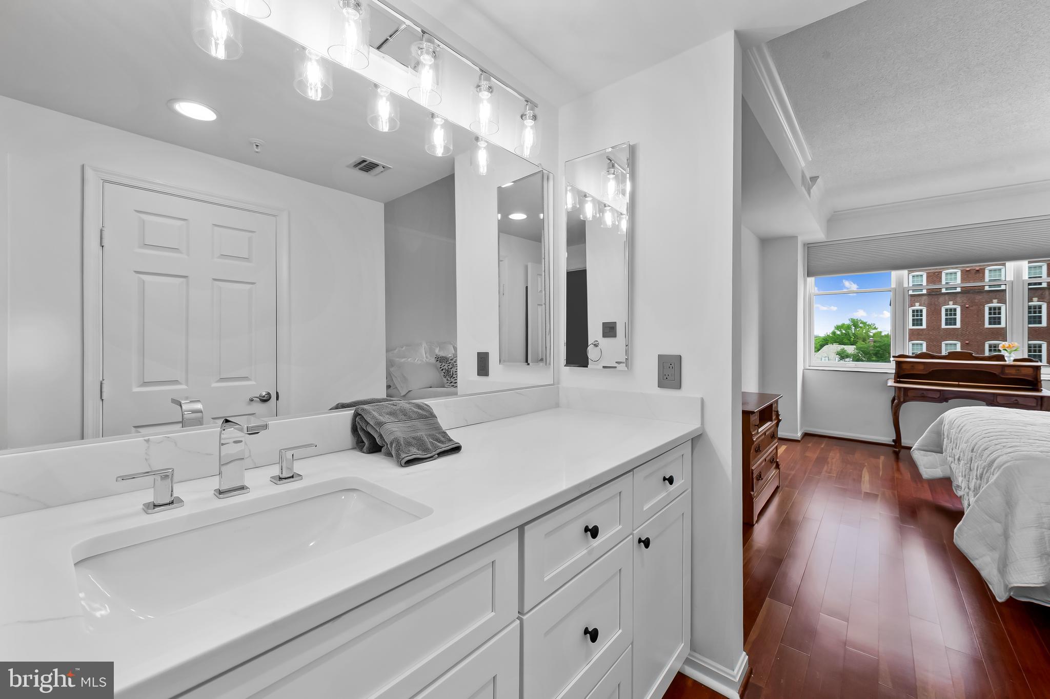 TUSCANY-CANTERBURY - Residential