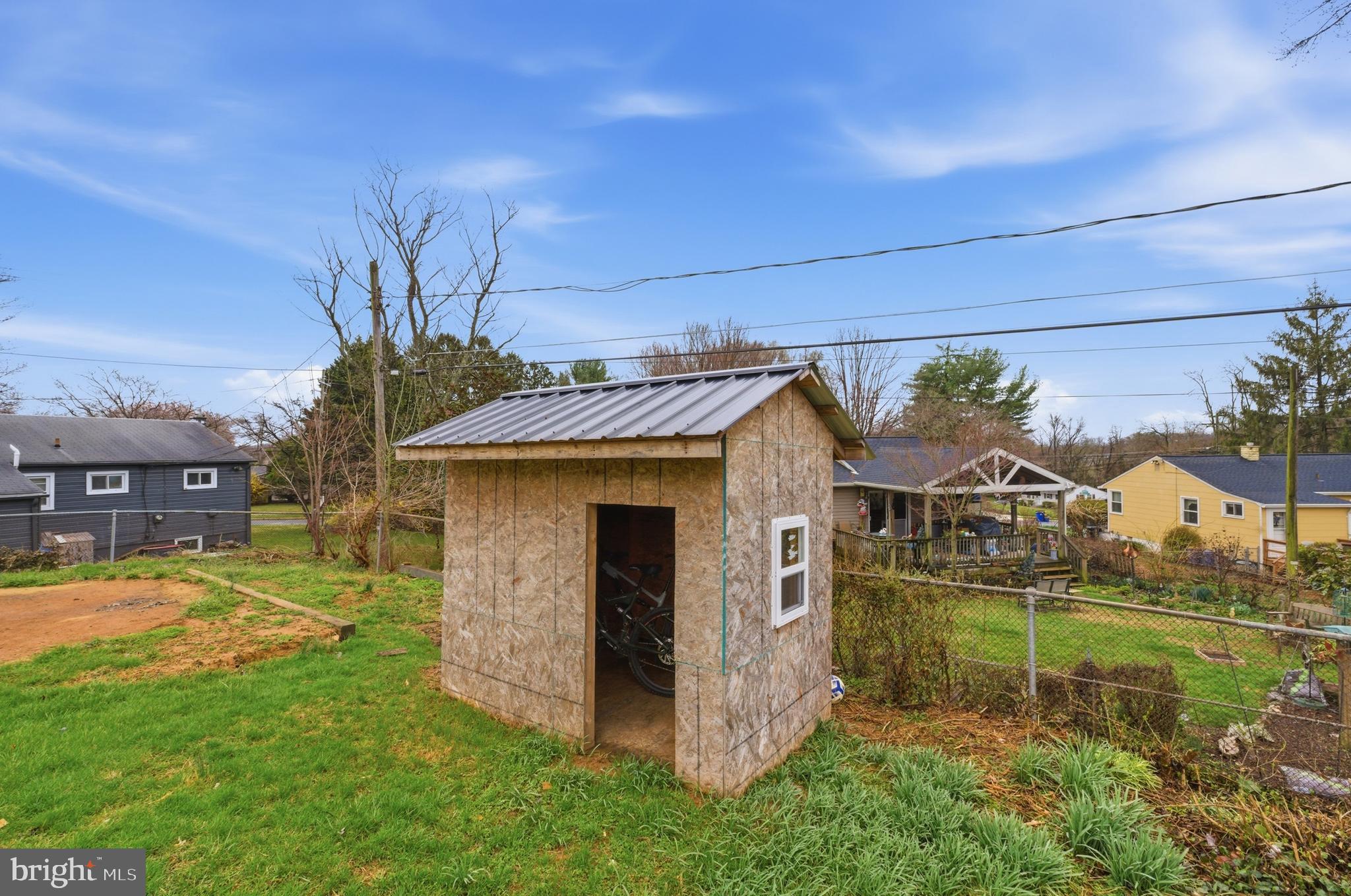 TOLLGATE - Residential