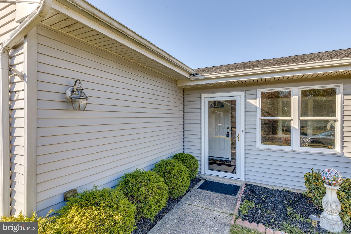 72 SAINT DAVIDS PLACE