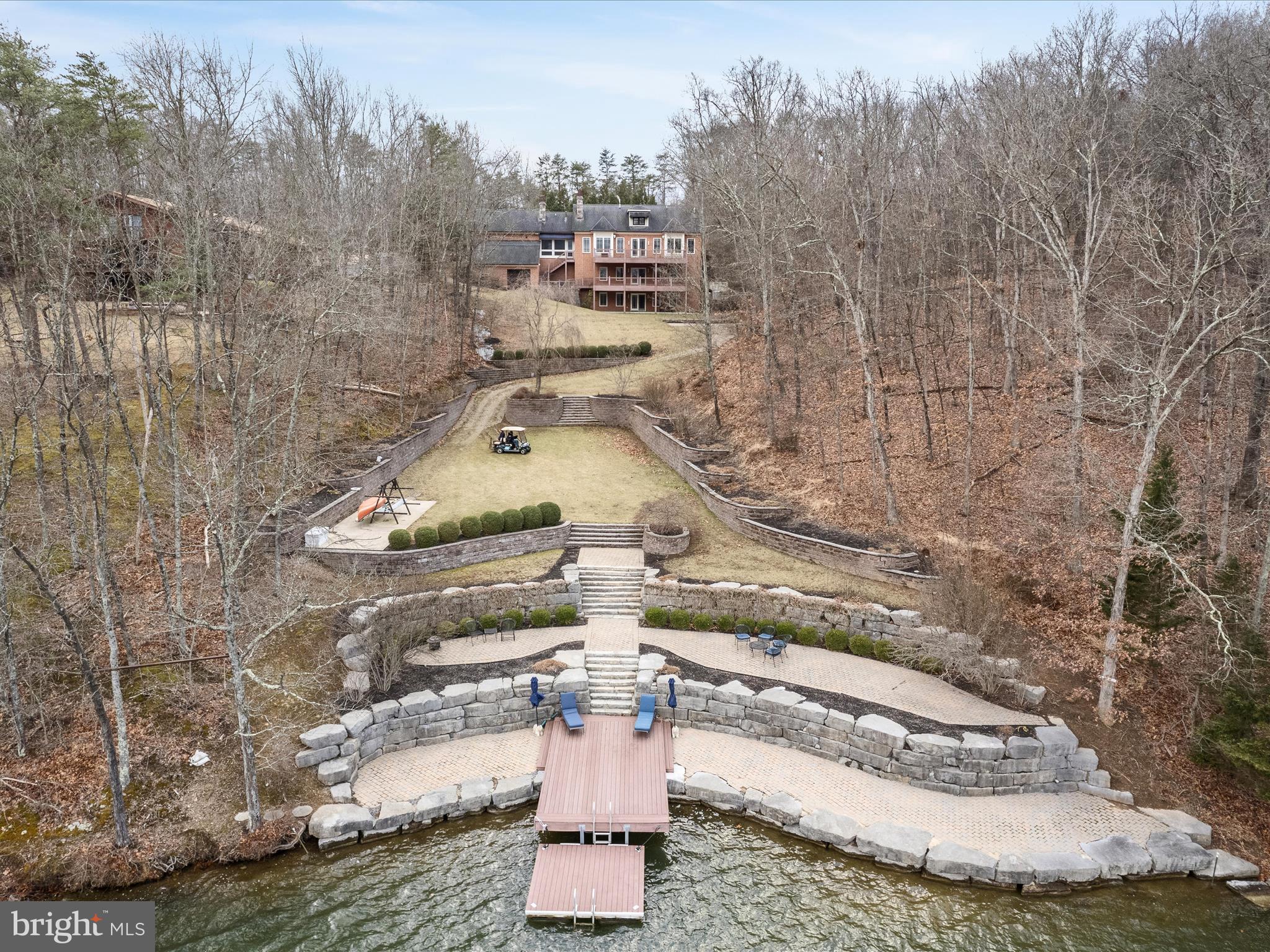 291 LAKE SERENE DR.