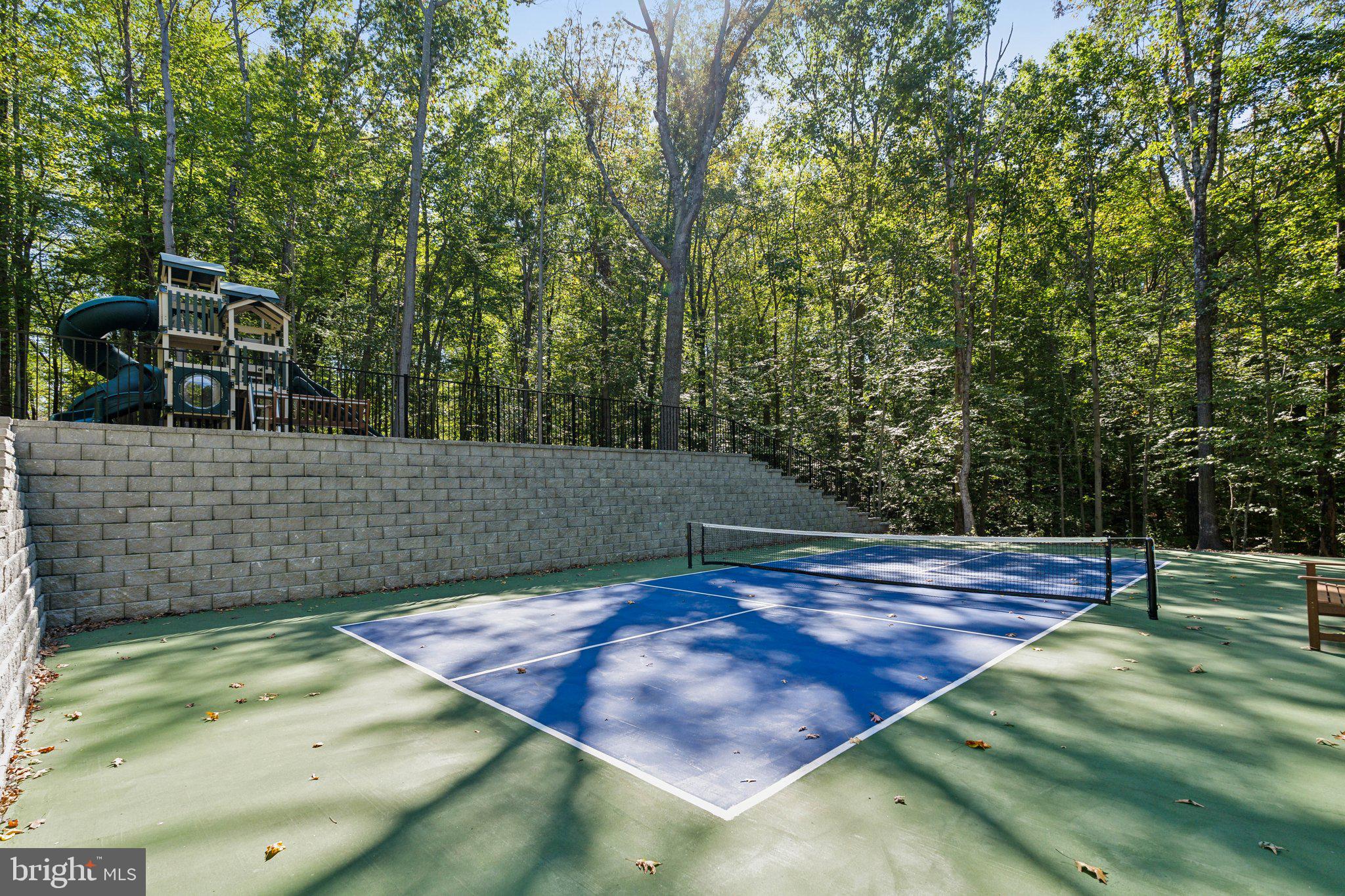 CRANBERRY WOODS - Residential