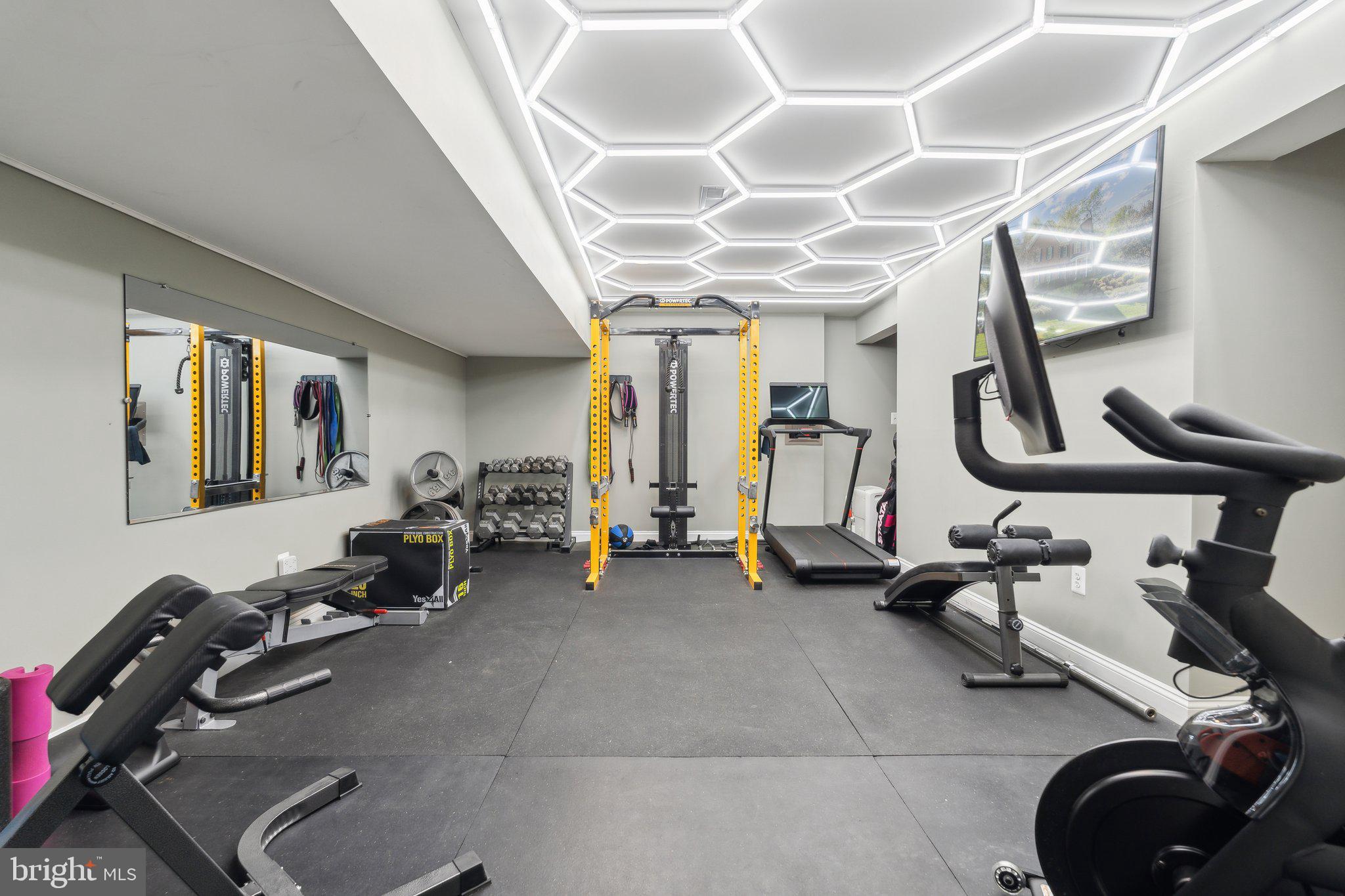 CRANBERRY WOODS - Residential