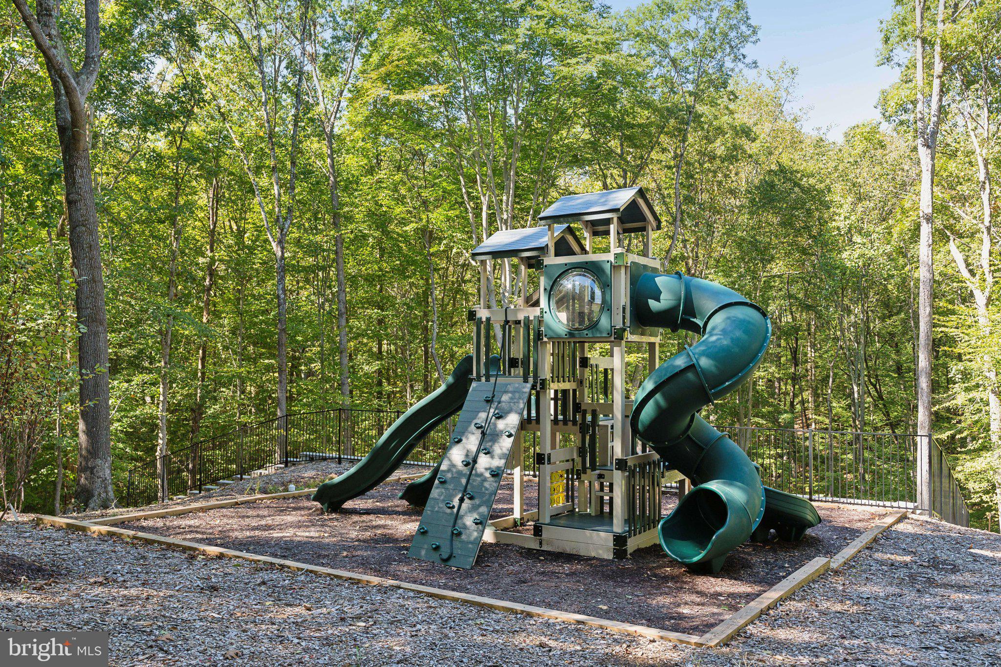 CRANBERRY WOODS - Residential