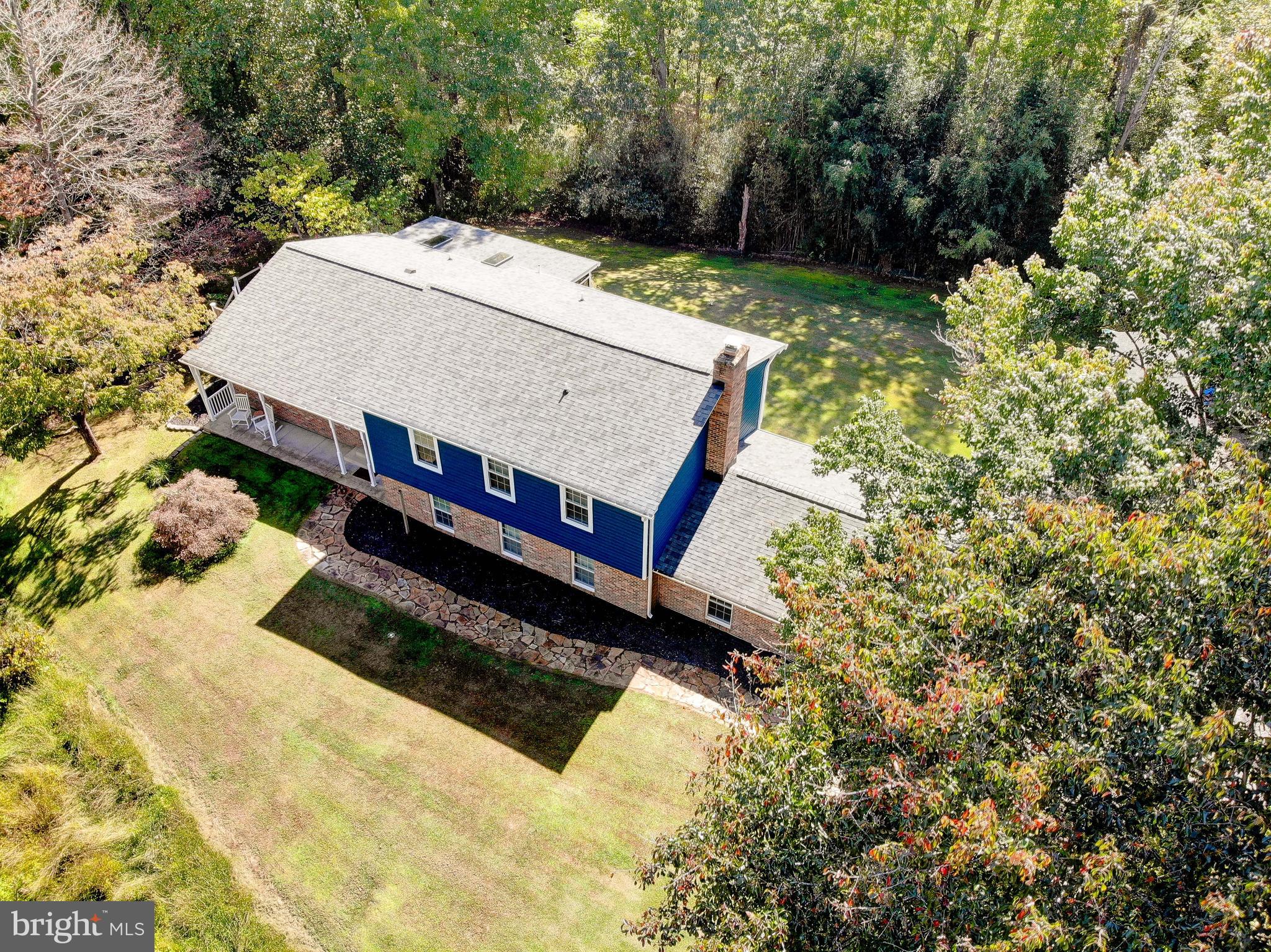 LAKE RIDGE - Residential