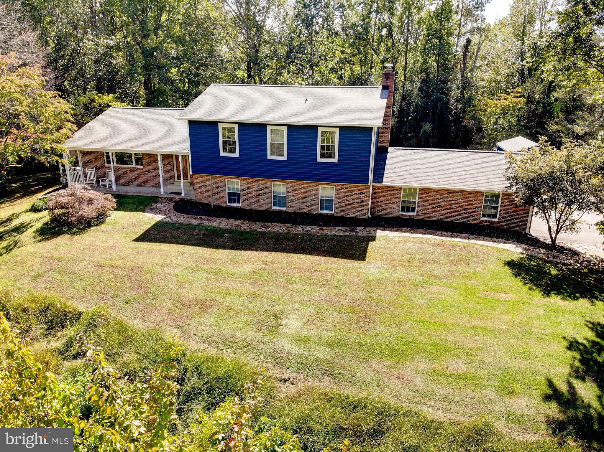 LAKE RIDGE - Residential