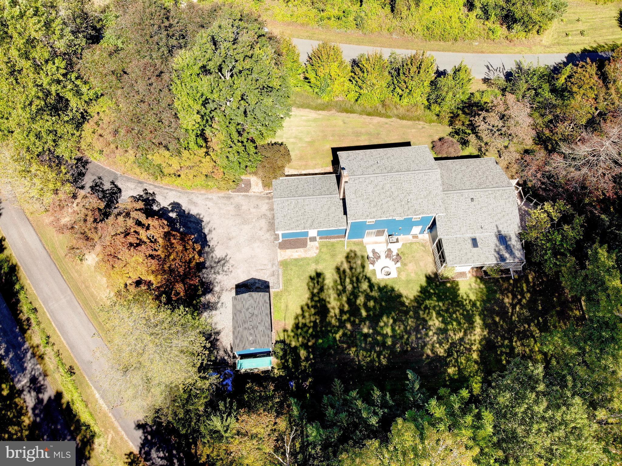 LAKE RIDGE - Residential