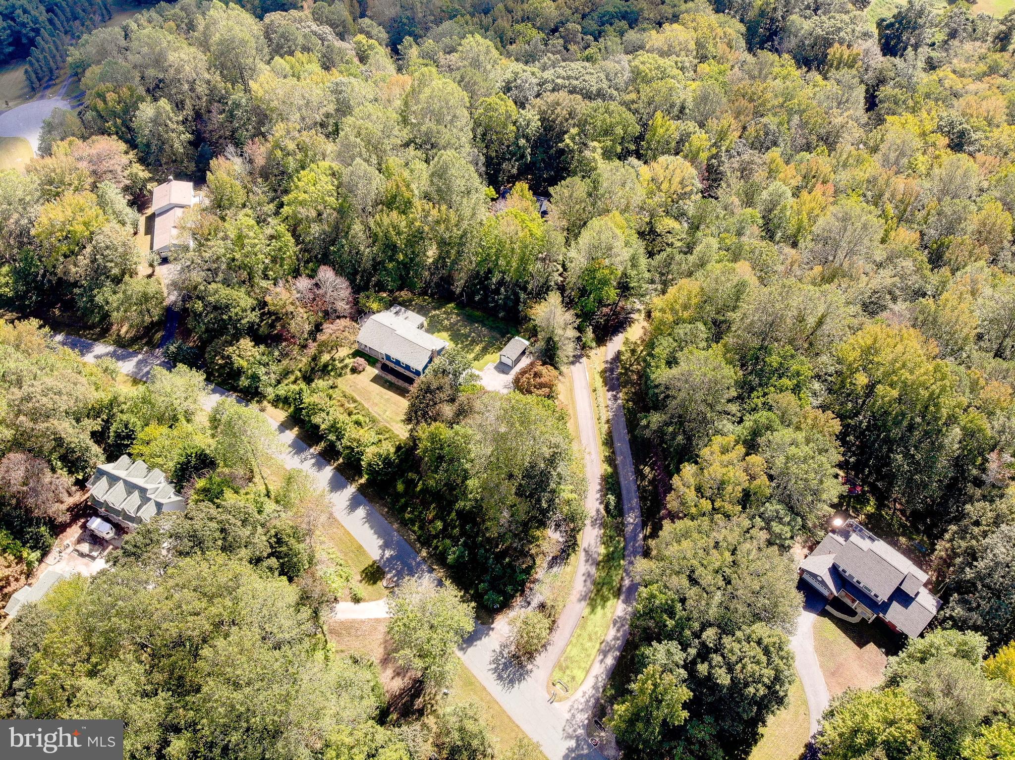 LAKE RIDGE - Residential