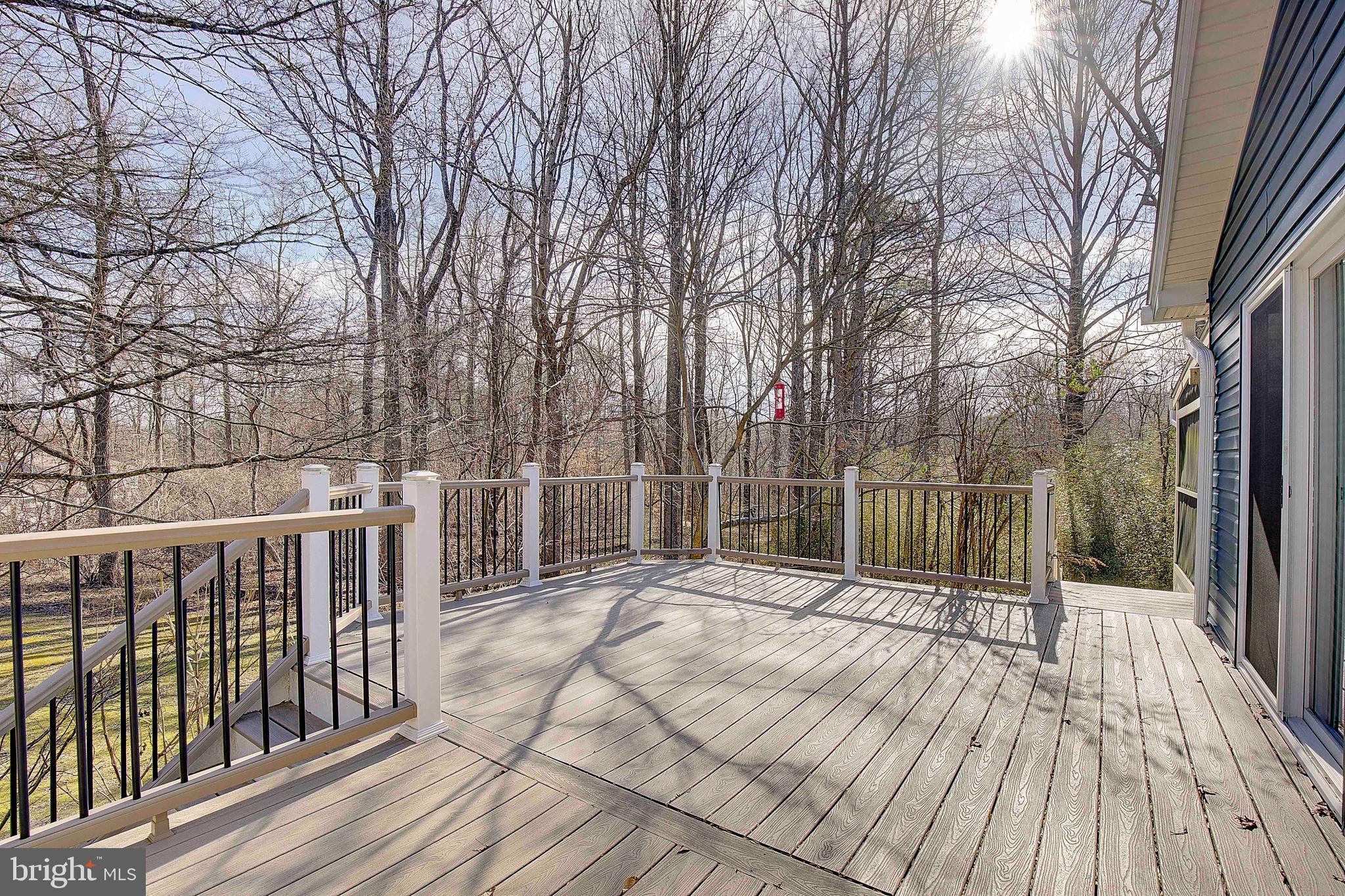 LAKE RIDGE - Residential