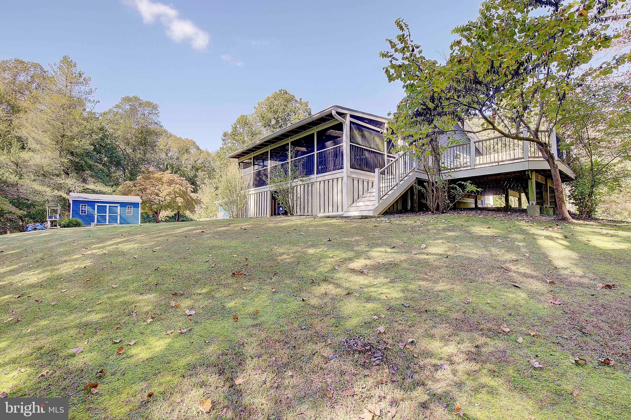 LAKE RIDGE - Residential