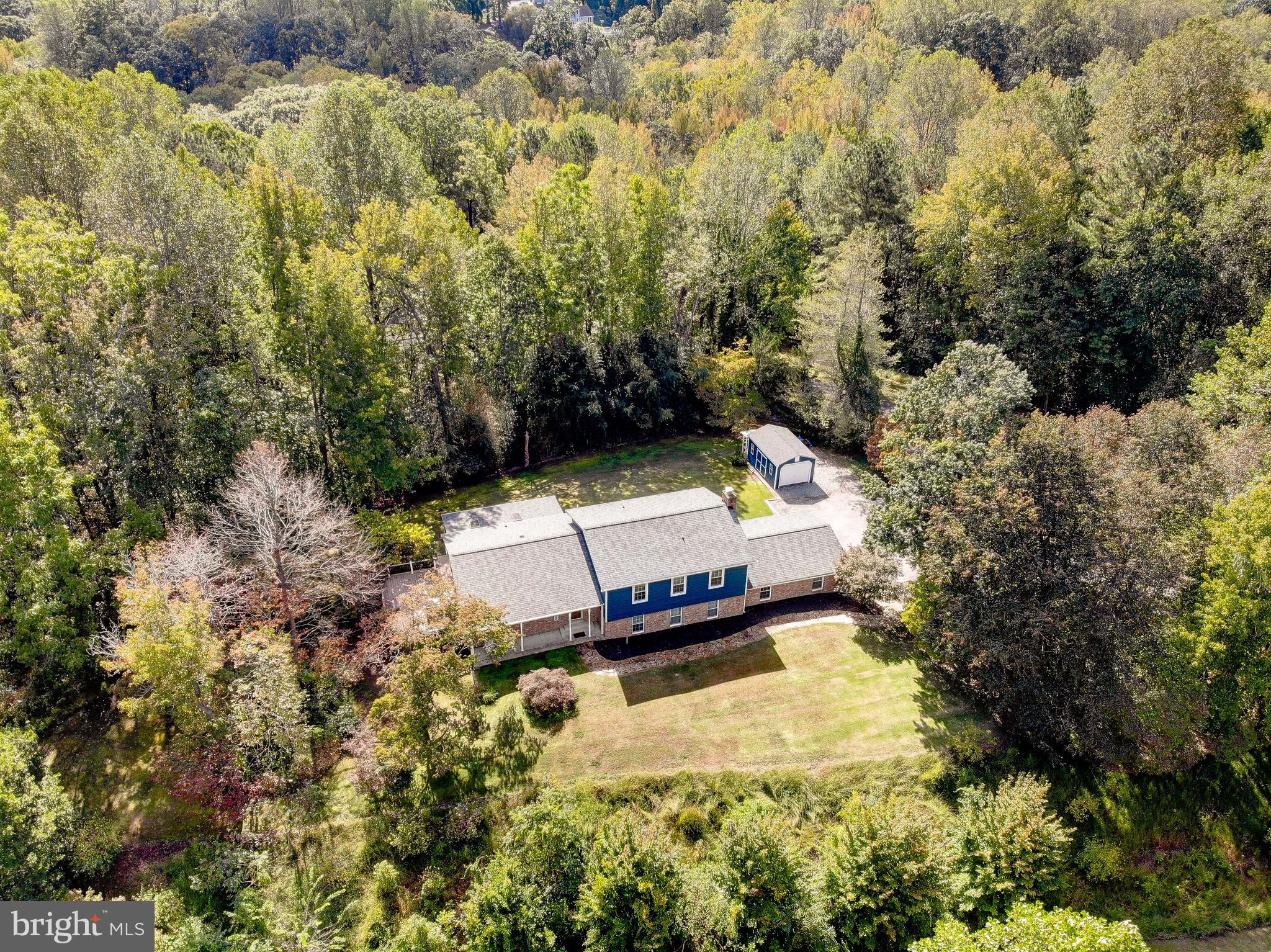 LAKE RIDGE - Residential