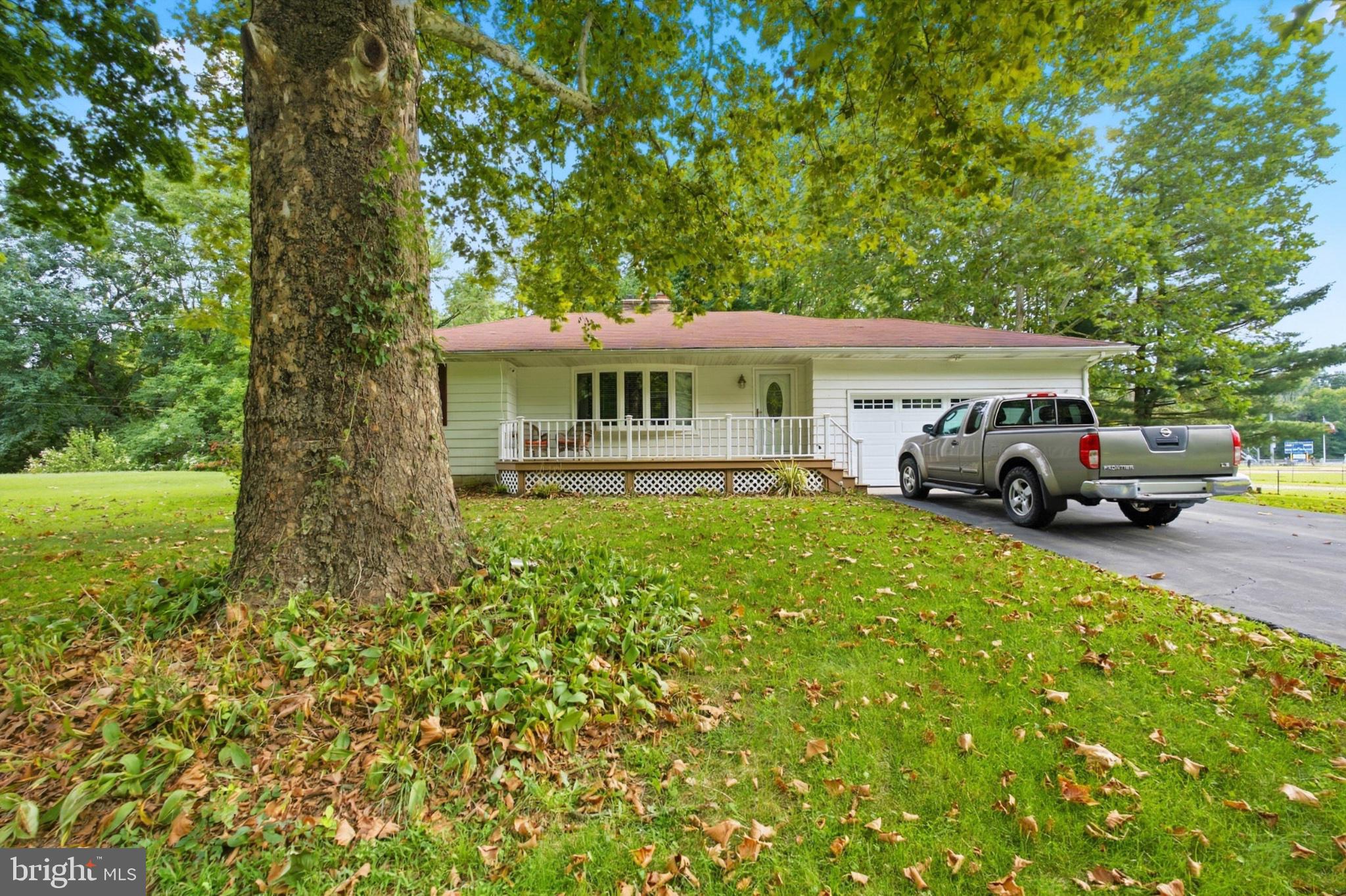 15 TUFTS ROAD