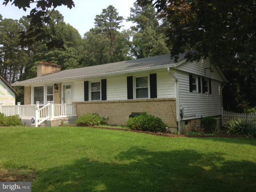 Basement apartment with shared laundry room... Private entrance... All utilities included... Great kitchen, dining area and new full bath... Open one bedroom floor plan... Must see... NOT the whole house... Quiet street parking...