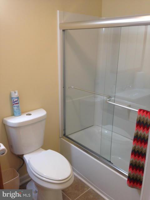 BOULEVARD PARK - Residential Lease