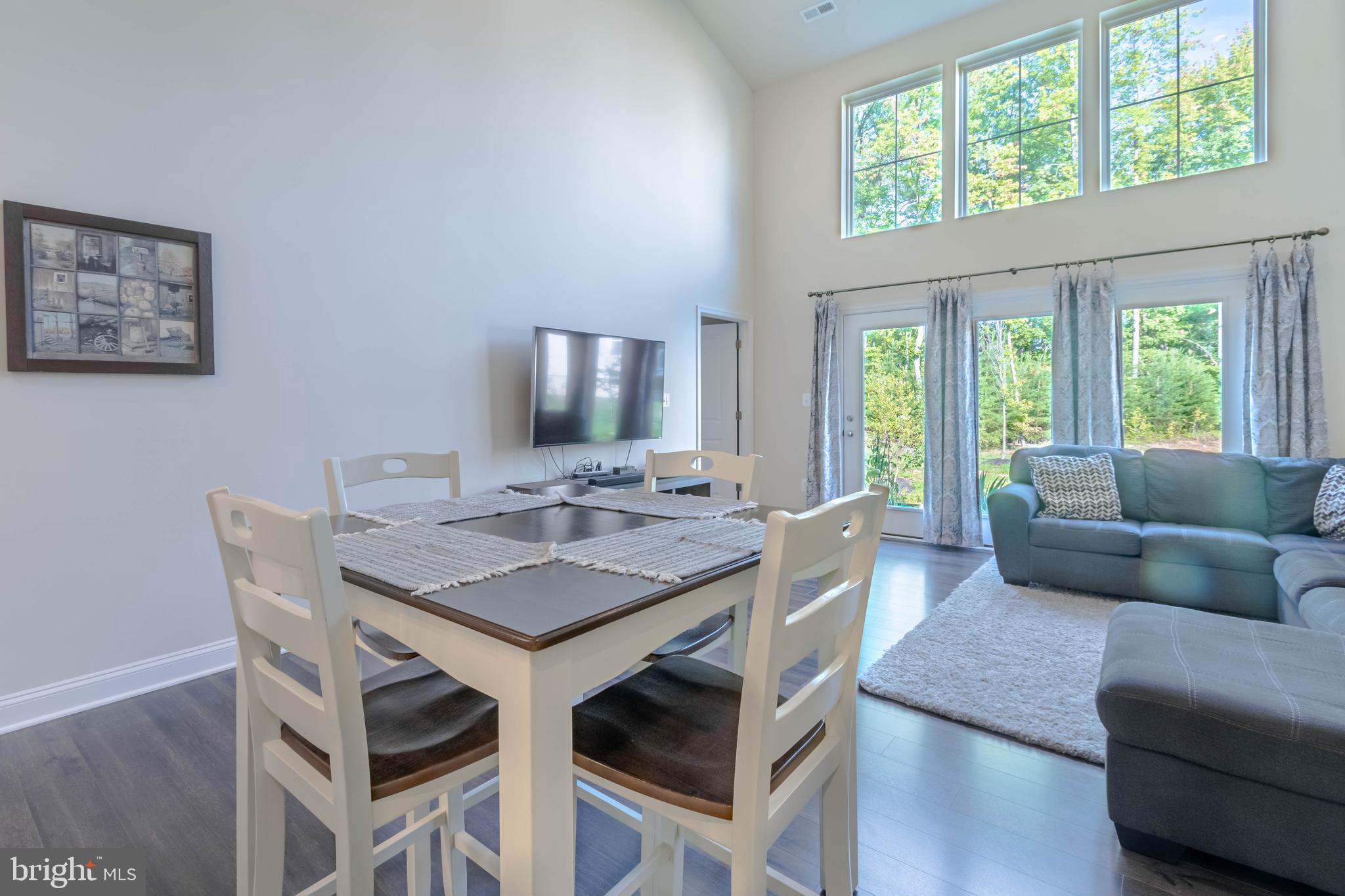 HOLLY RIDGE - Residential