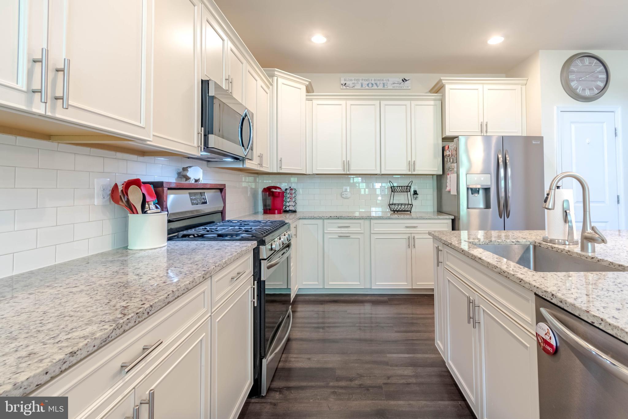 HOLLY RIDGE - Residential