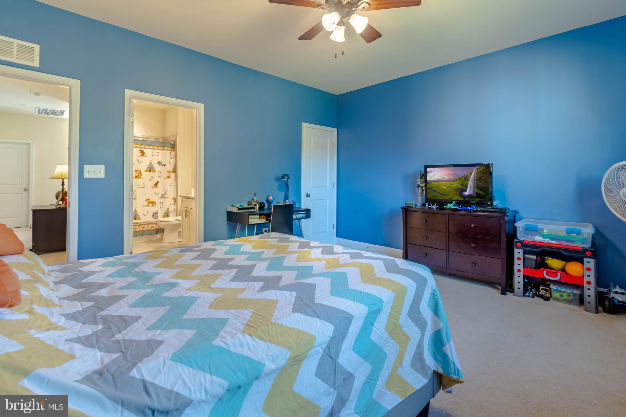 HOLLY RIDGE - Residential