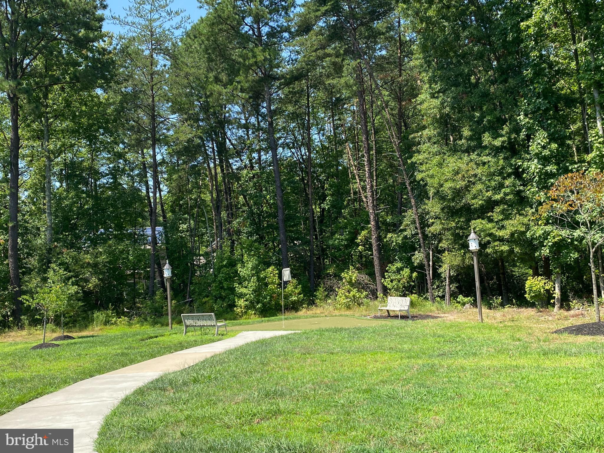 HOLLY RIDGE - Residential