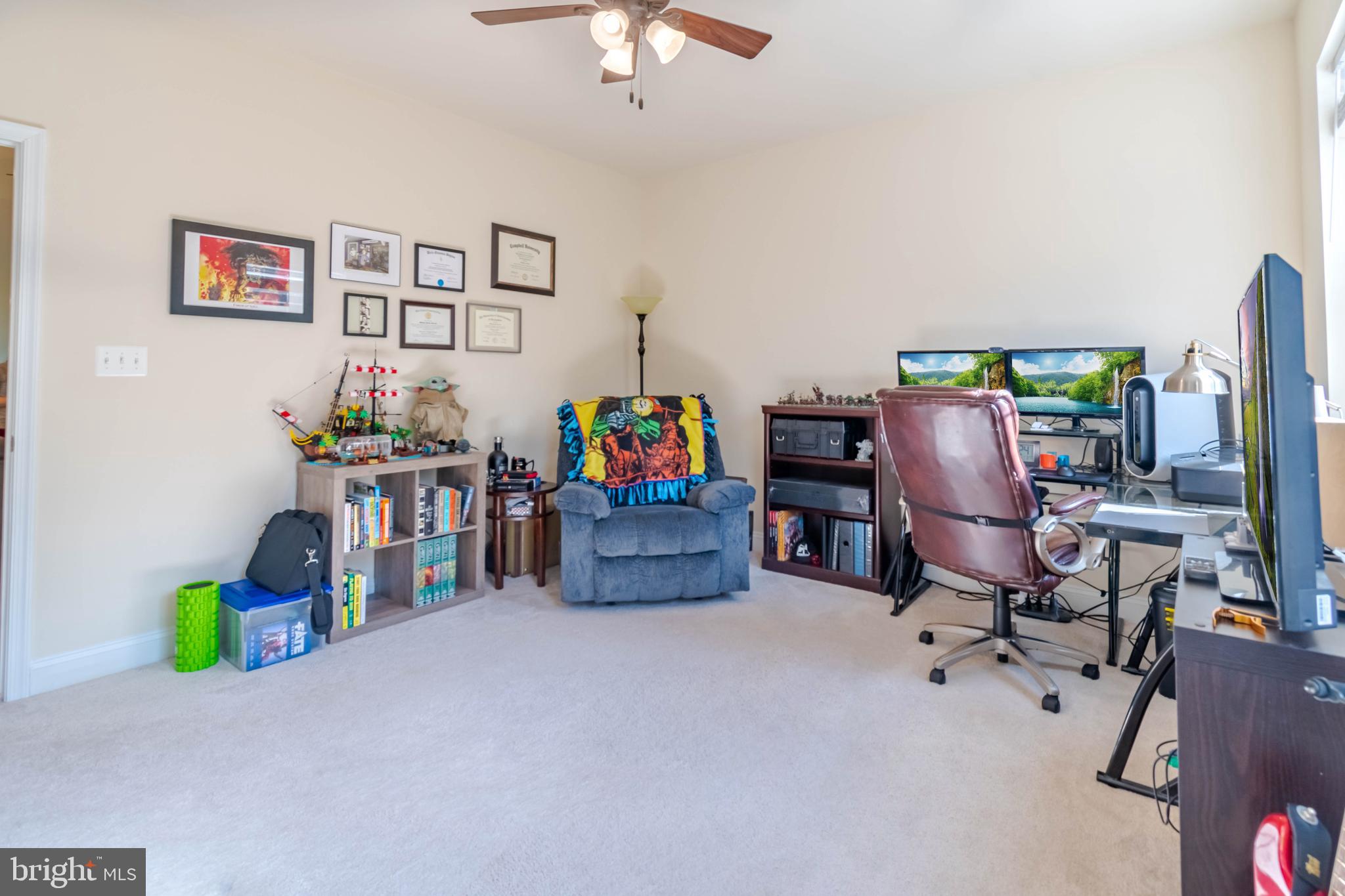 HOLLY RIDGE - Residential