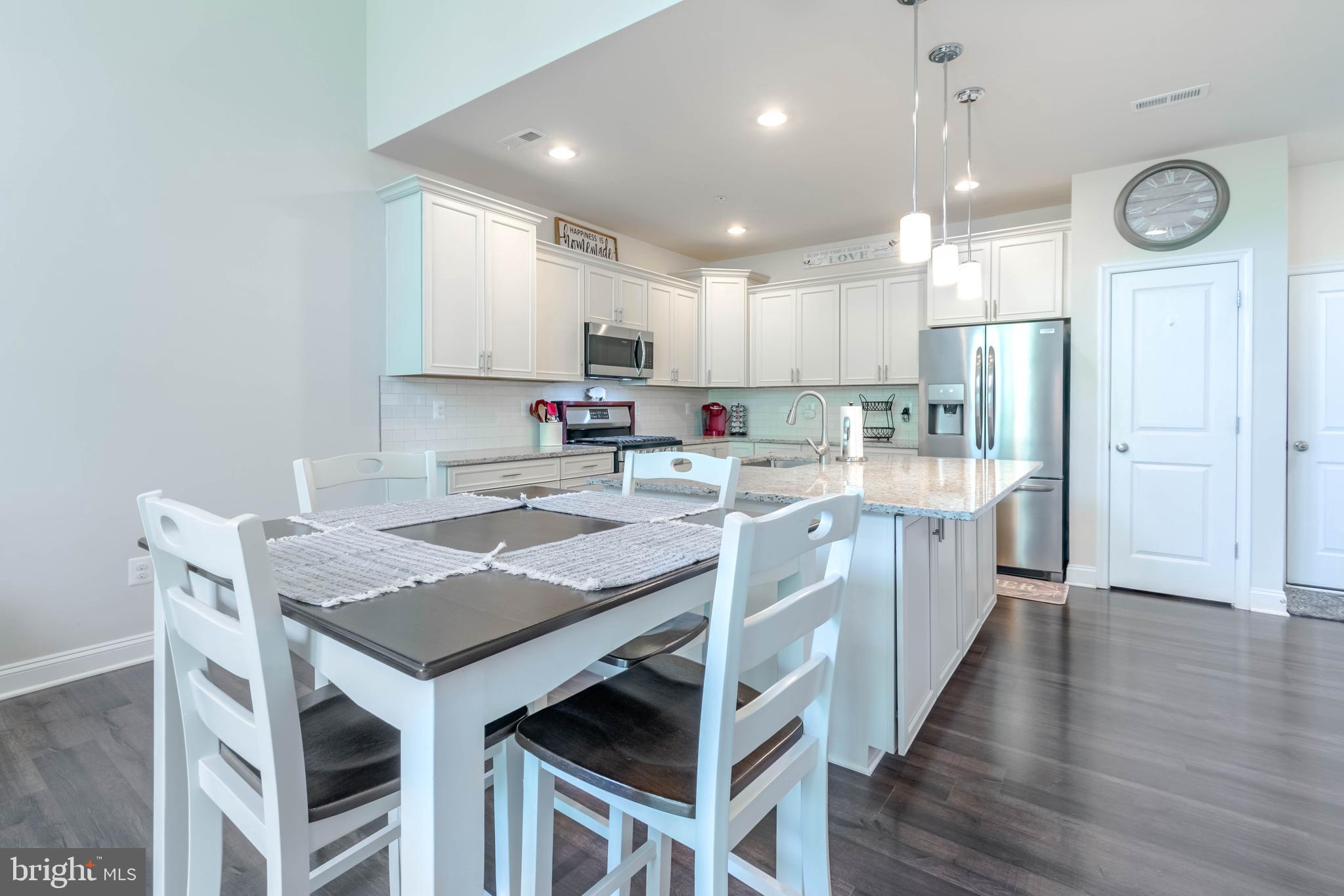 HOLLY RIDGE - Residential