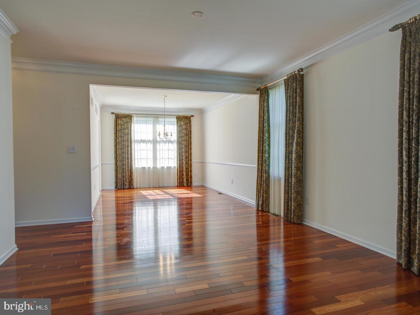 30 LOCKWOOD DRIVE
