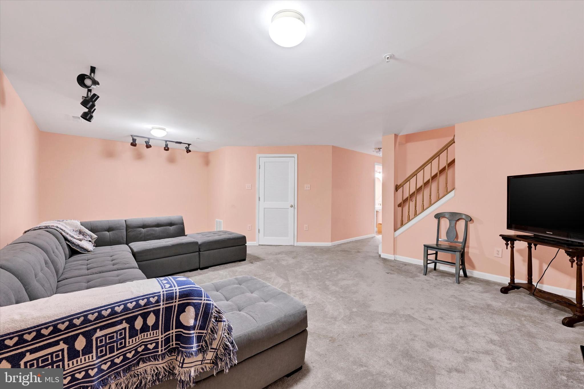 MAYS CHAPEL NORTH - Residential