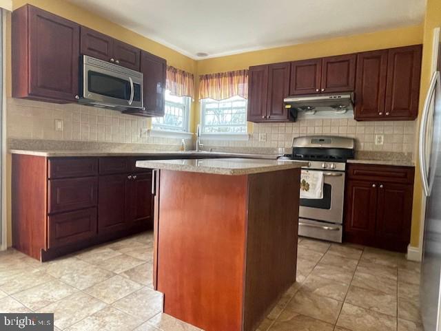 WOODS OF NESHAMINY - Residential