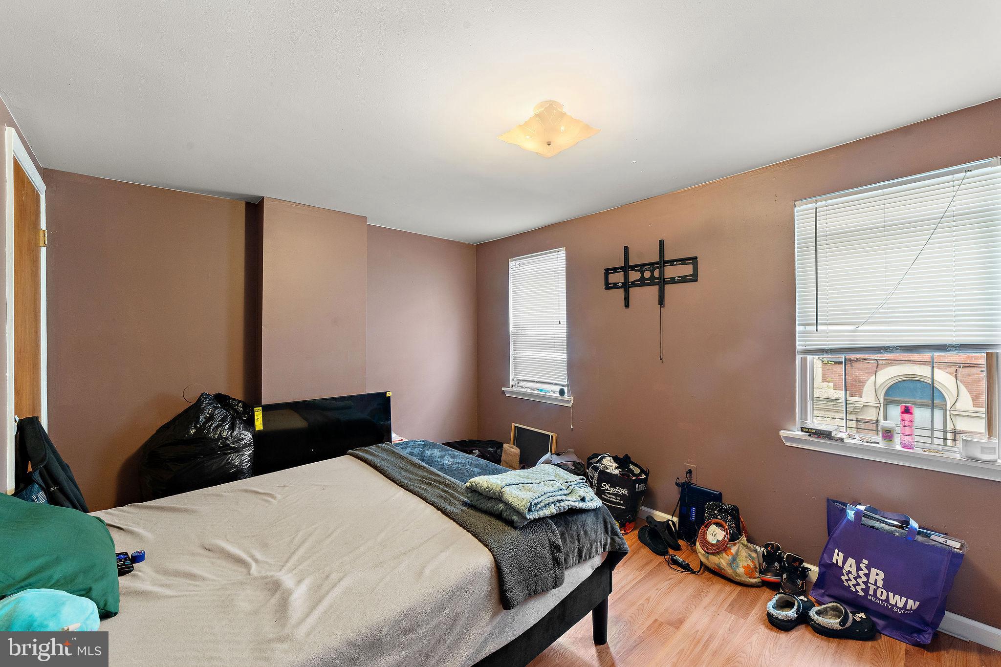 FRANCISVILLE - Residential