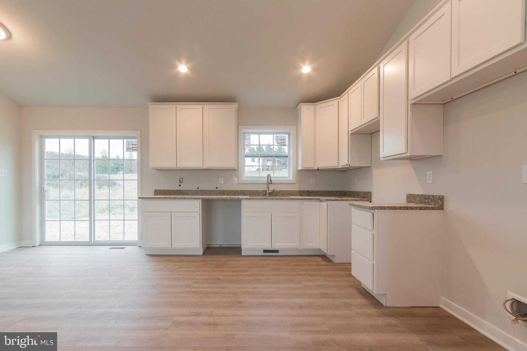 WATER VIEW ESTATES - Residential