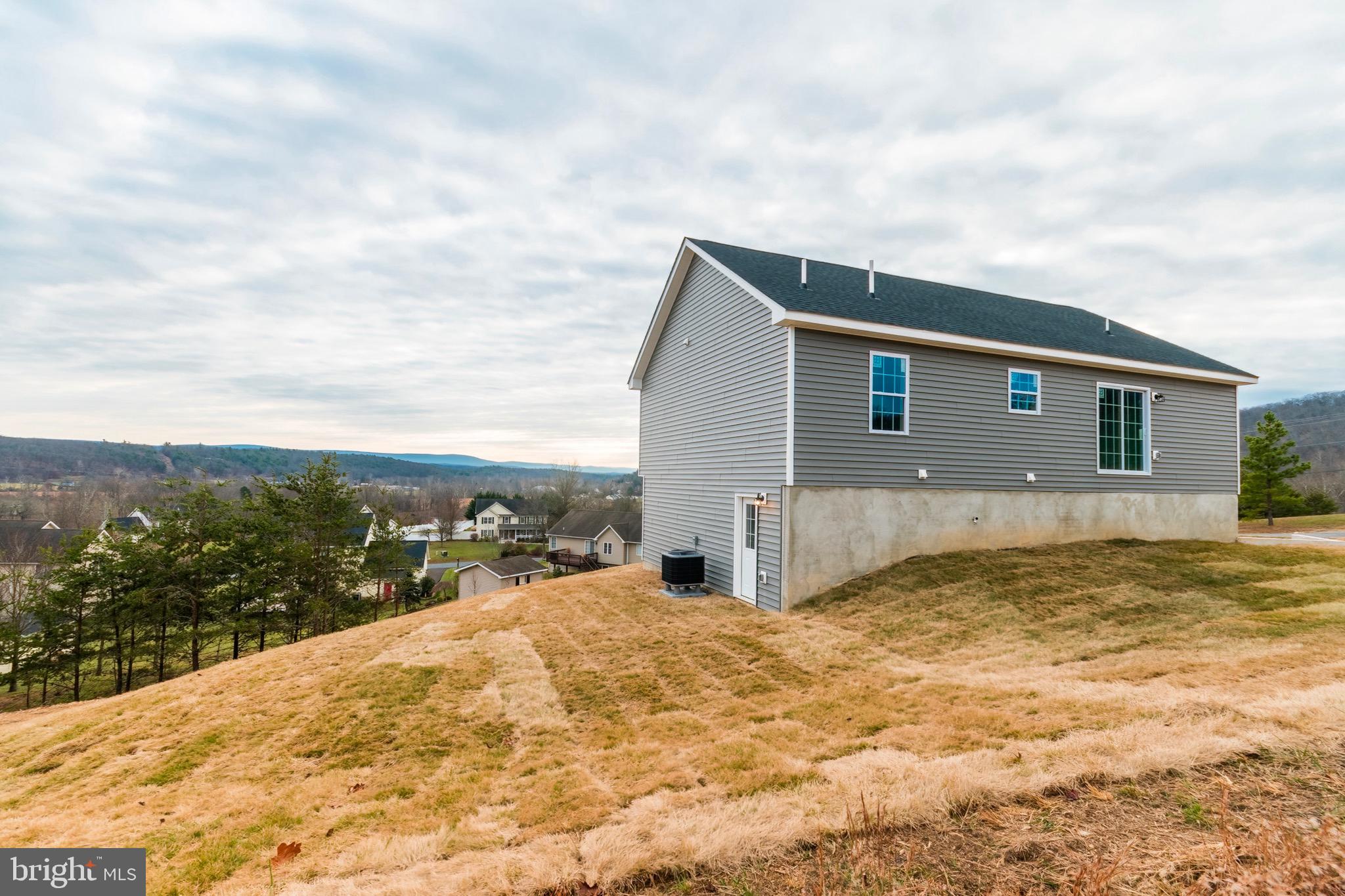 WATER VIEW ESTATES - Residential