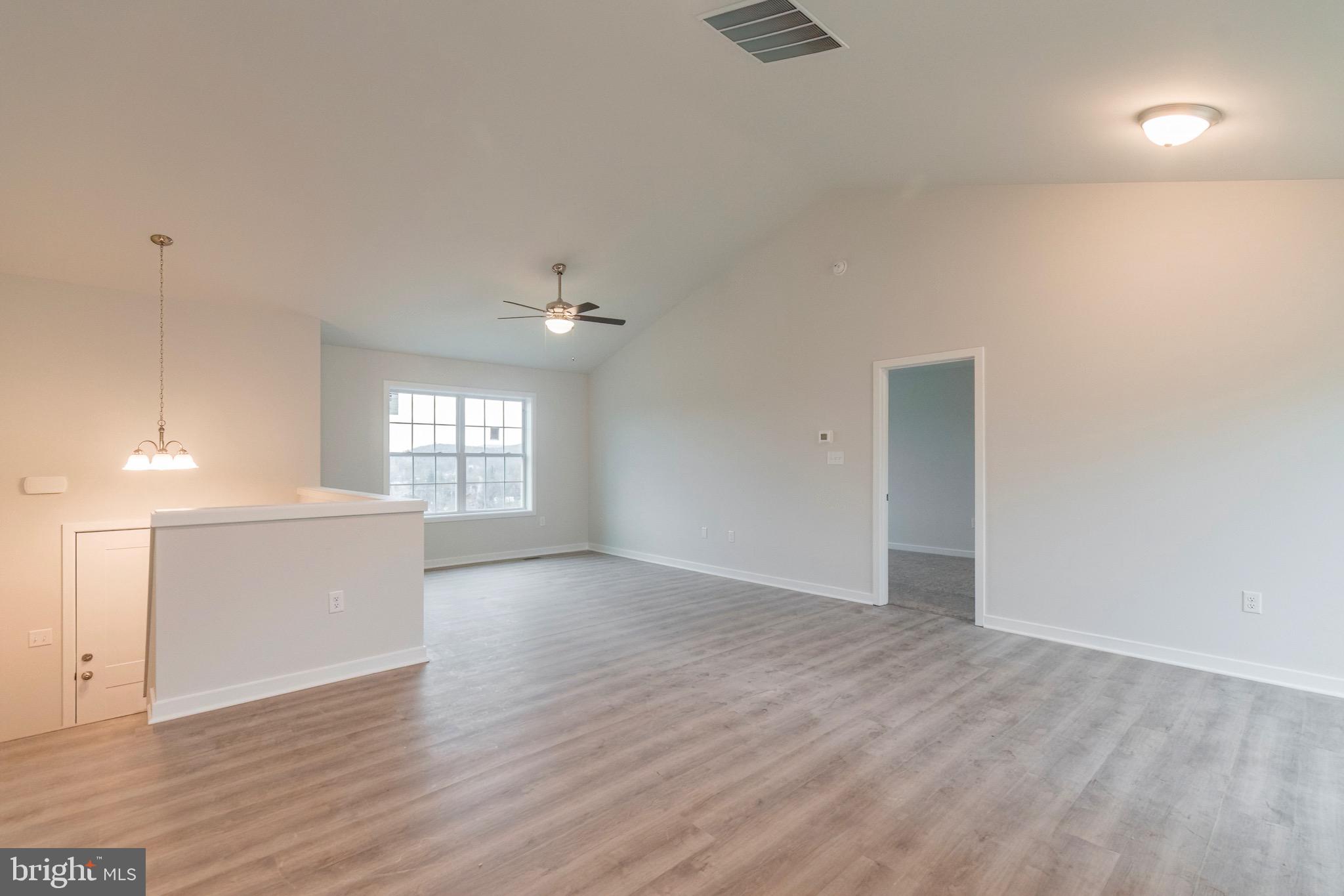 WATER VIEW ESTATES - Residential