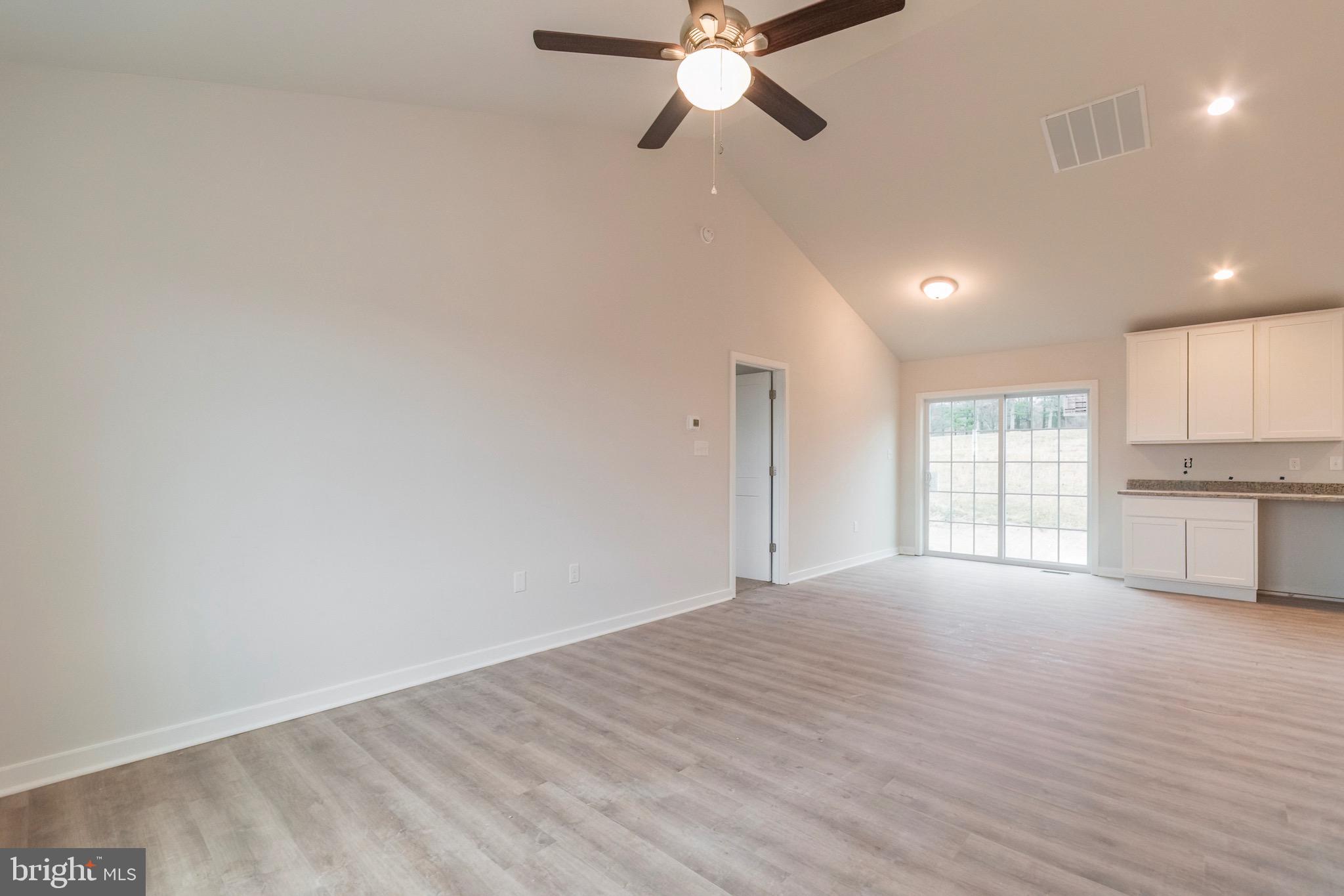 WATER VIEW ESTATES - Residential