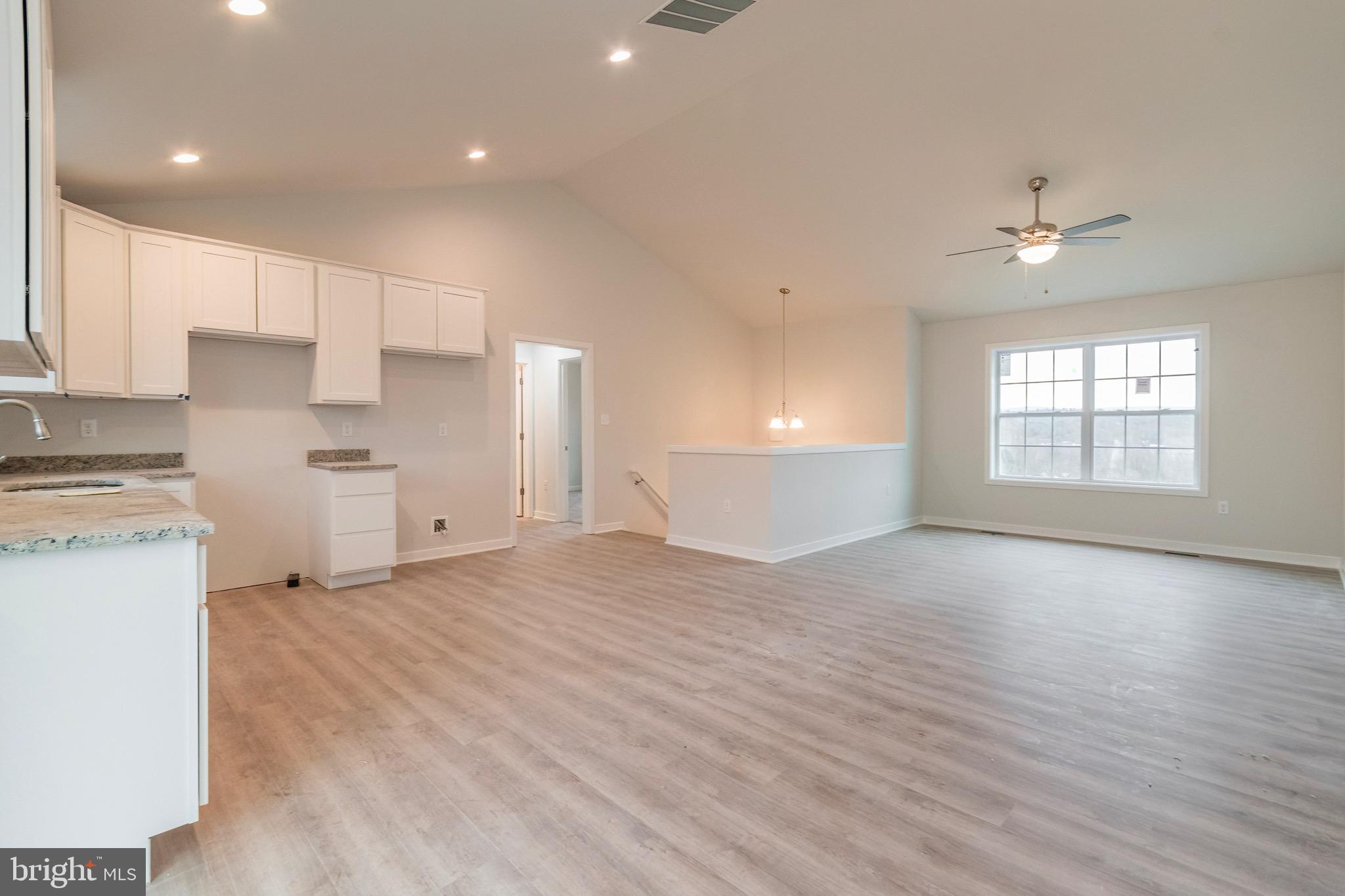 WATER VIEW ESTATES - Residential