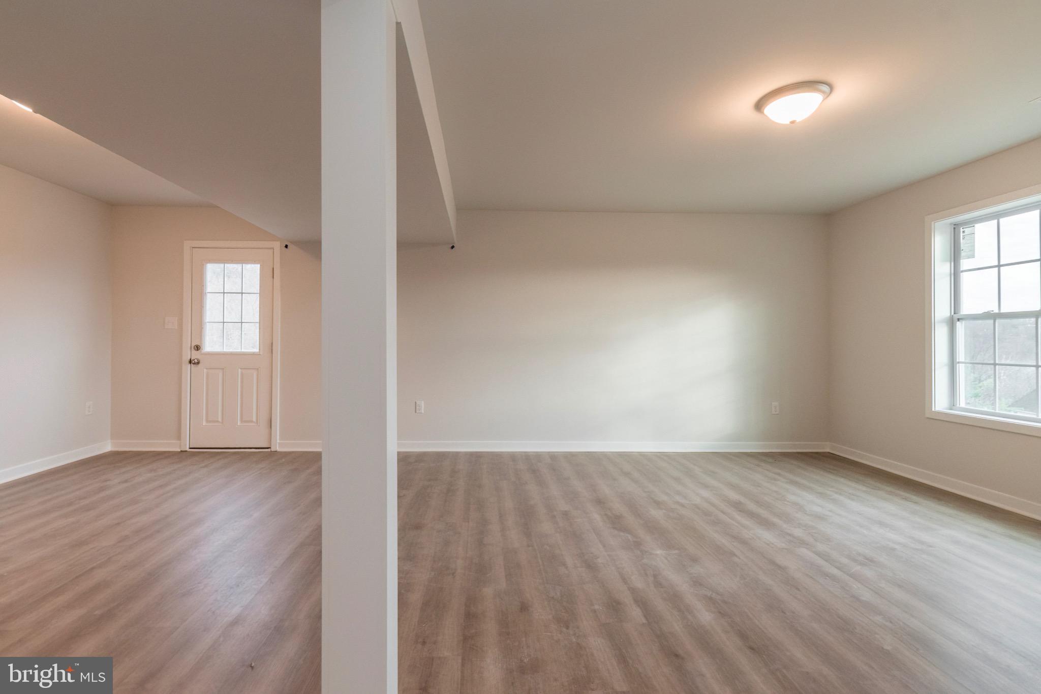 WATER VIEW ESTATES - Residential