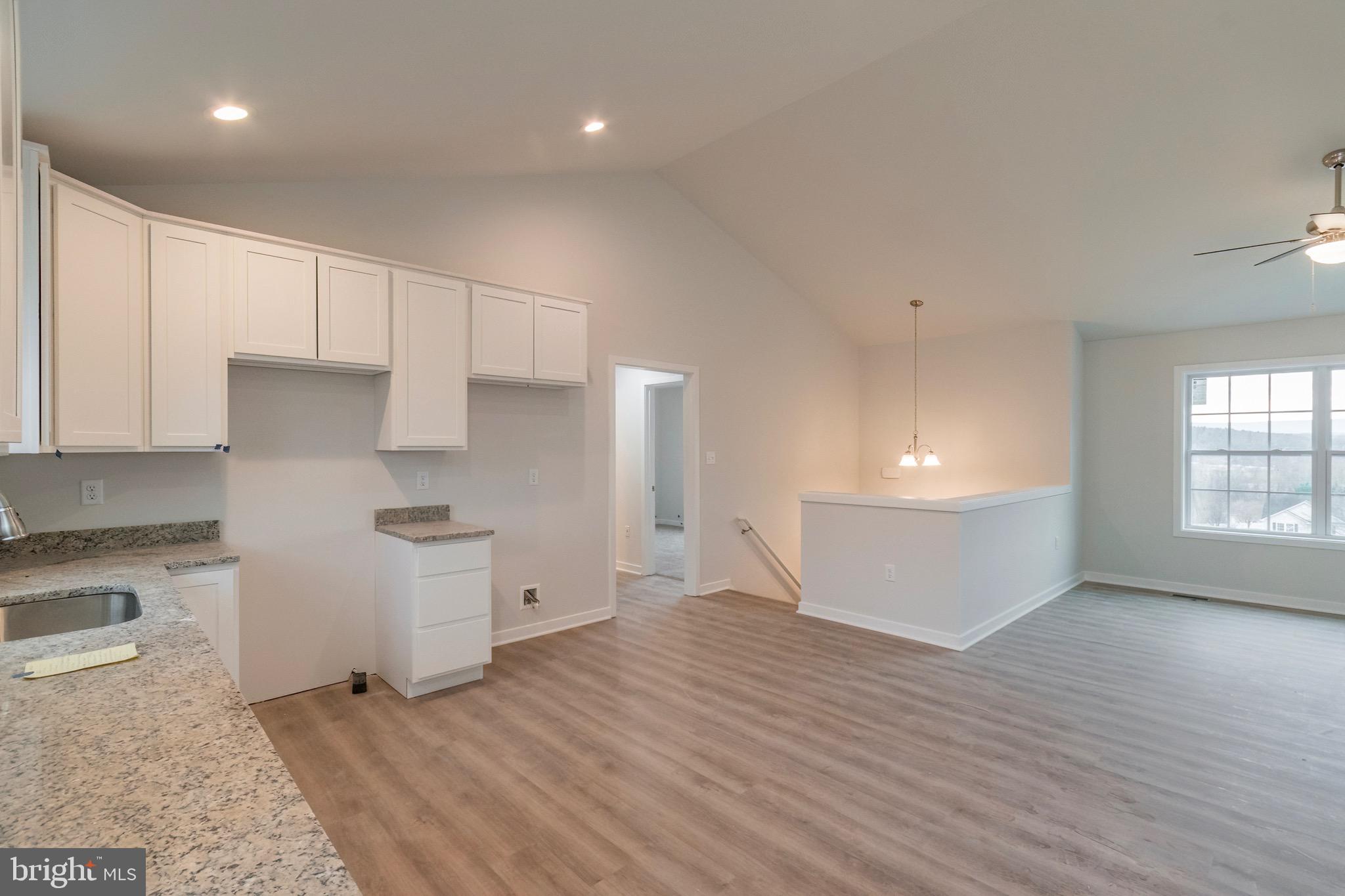 WATER VIEW ESTATES - Residential