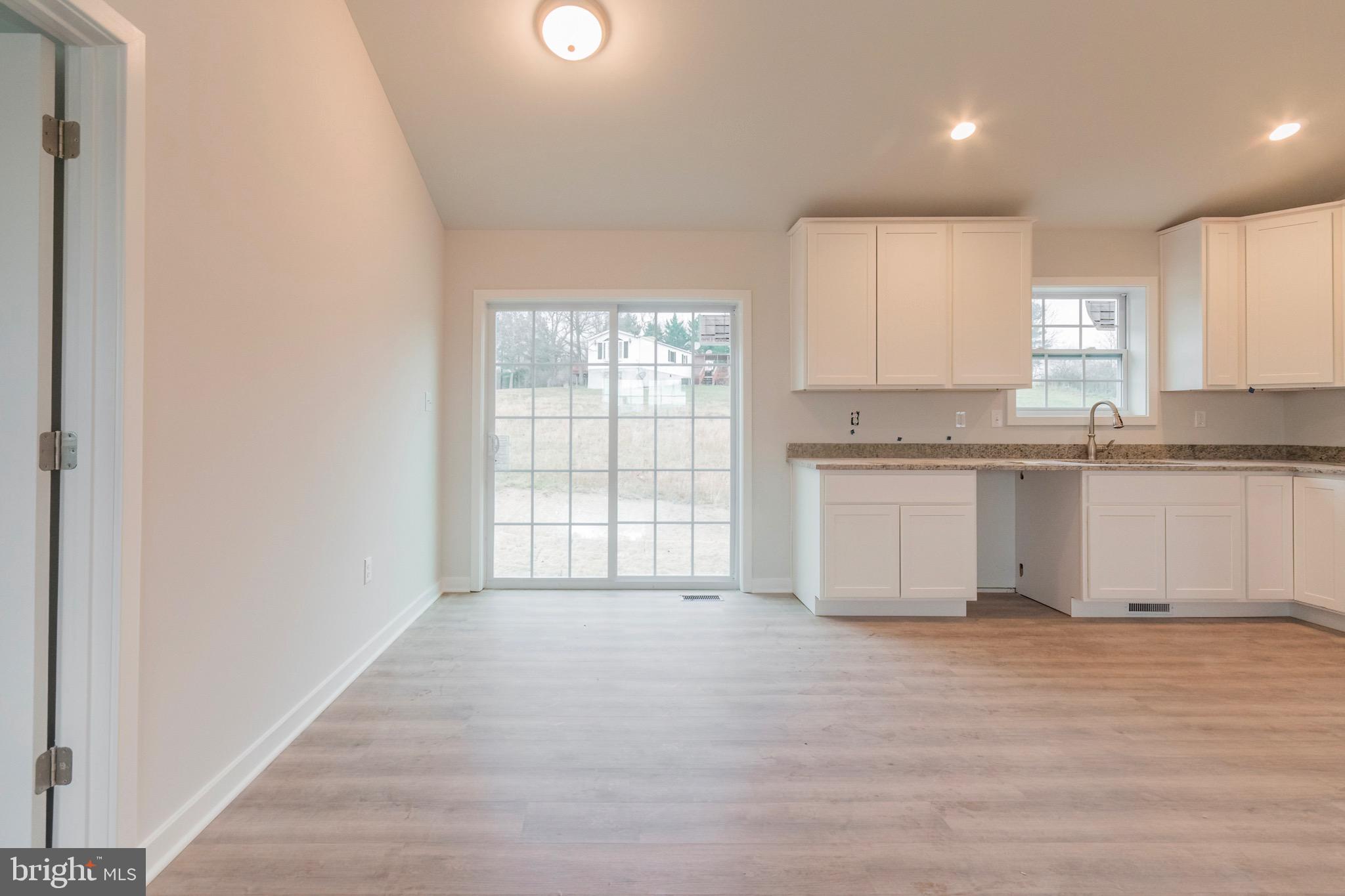 WATER VIEW ESTATES - Residential