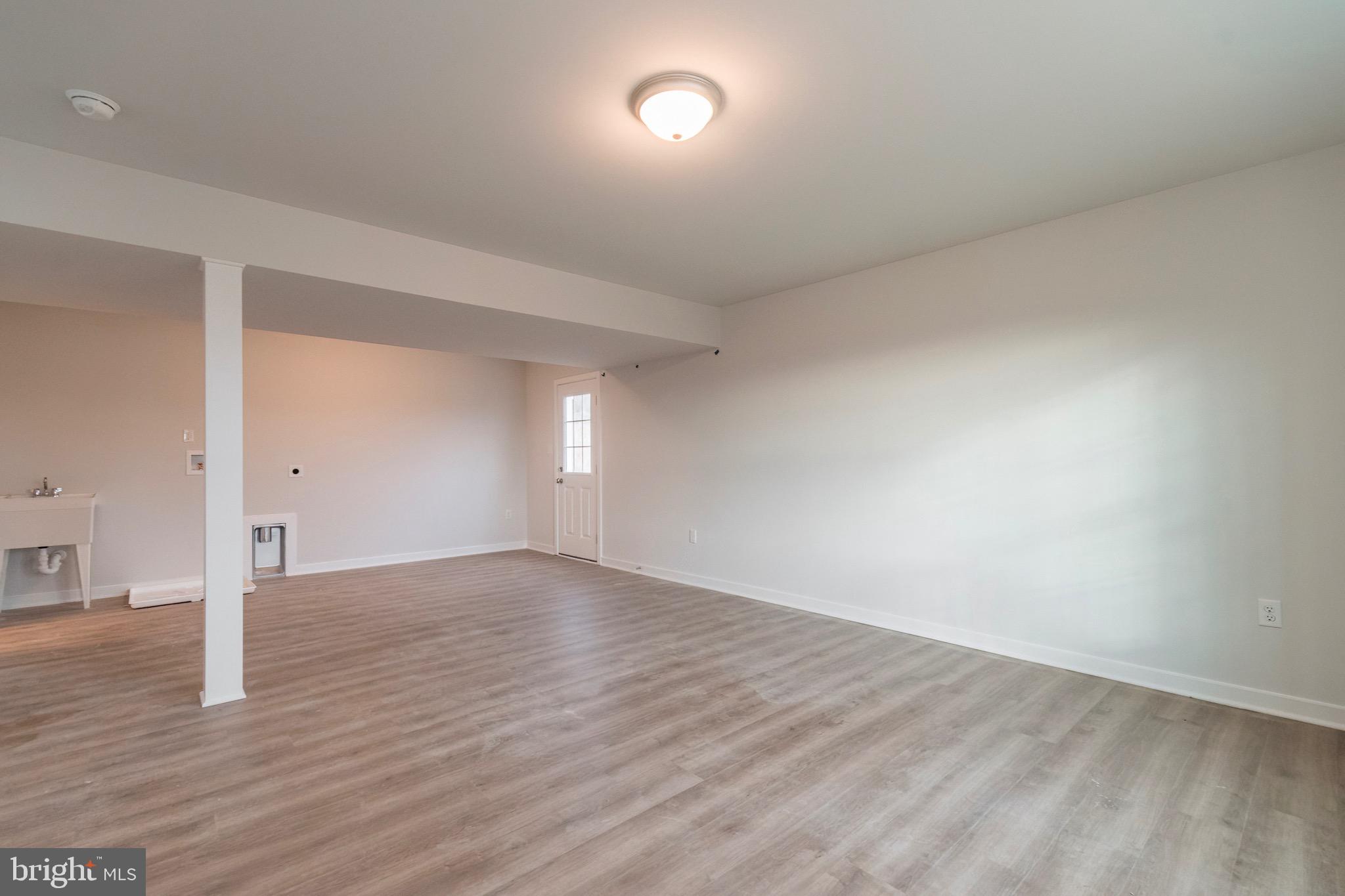 WATER VIEW ESTATES - Residential