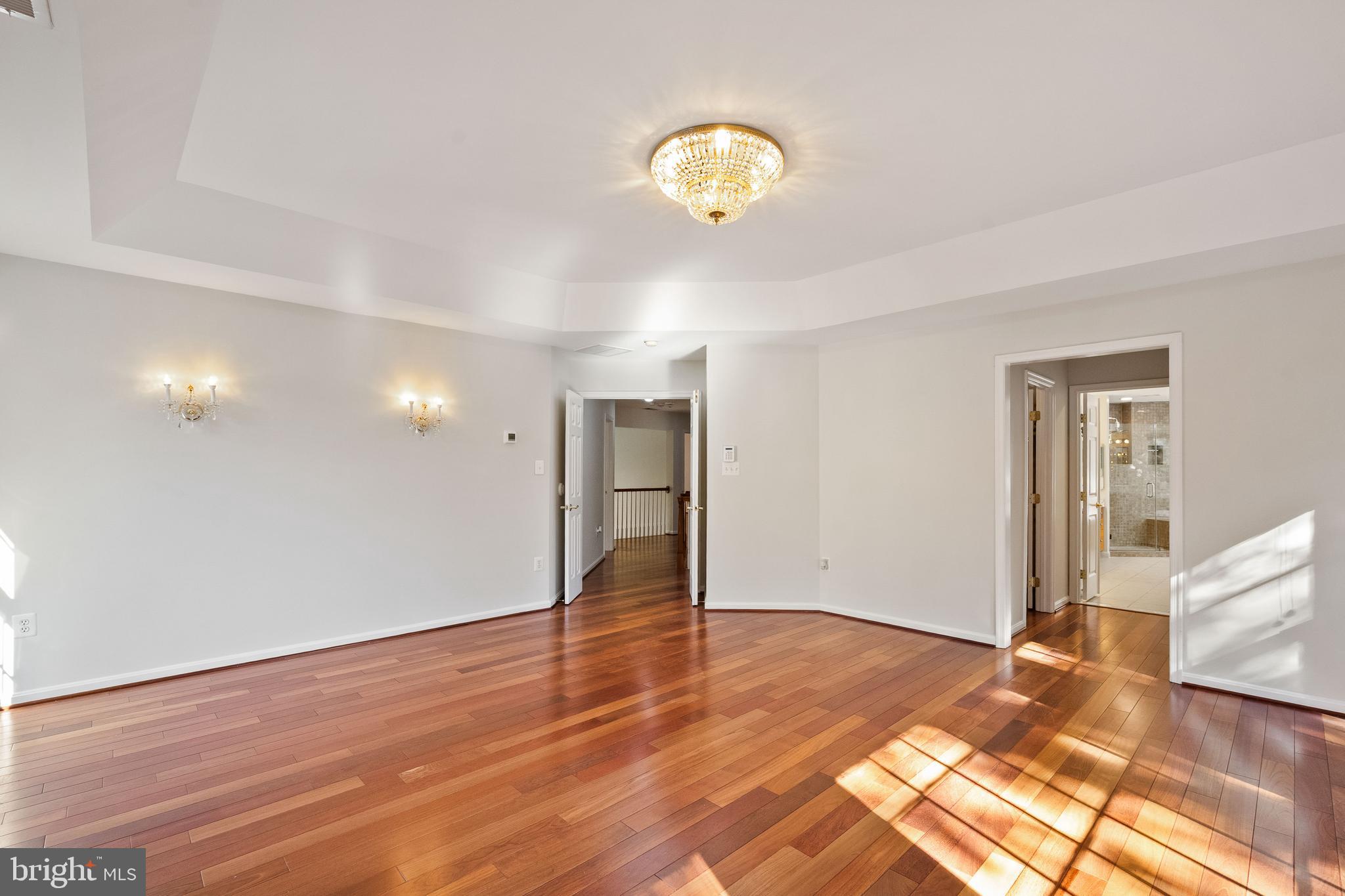 WATTERS GLEN - Residential