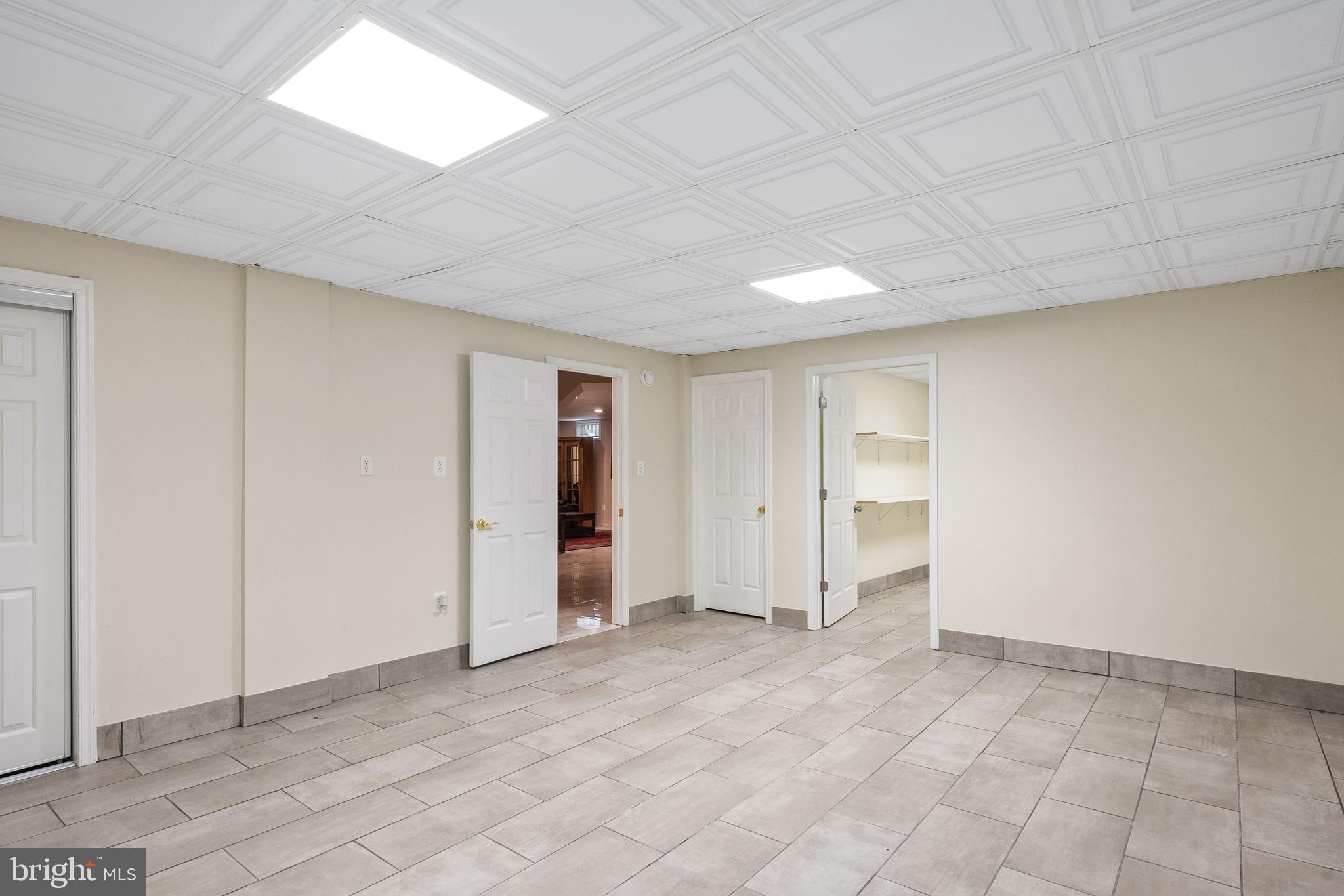 WATTERS GLEN - Residential