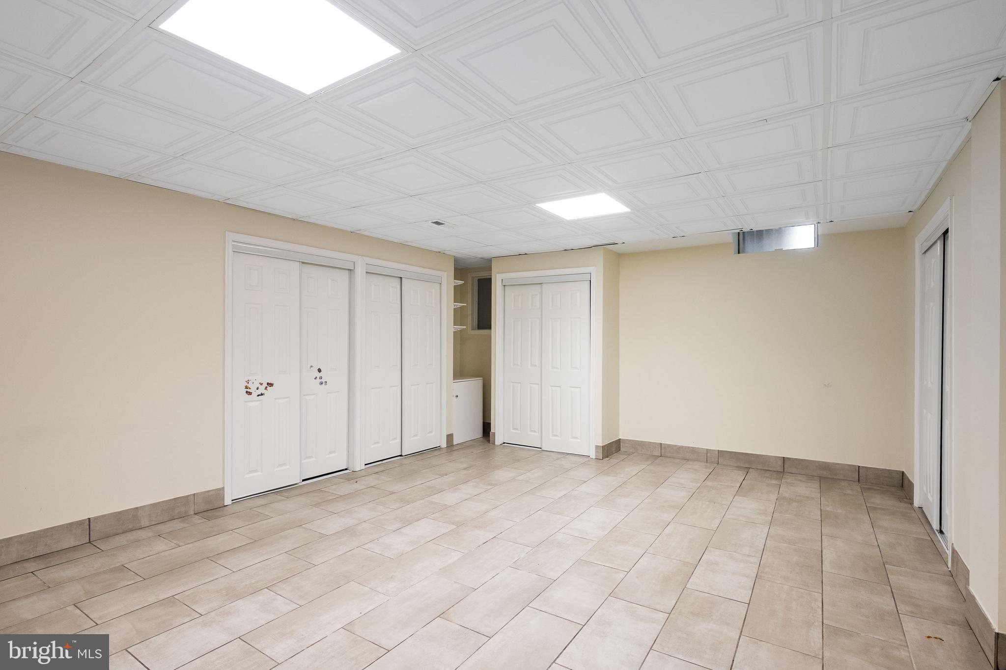 WATTERS GLEN - Residential