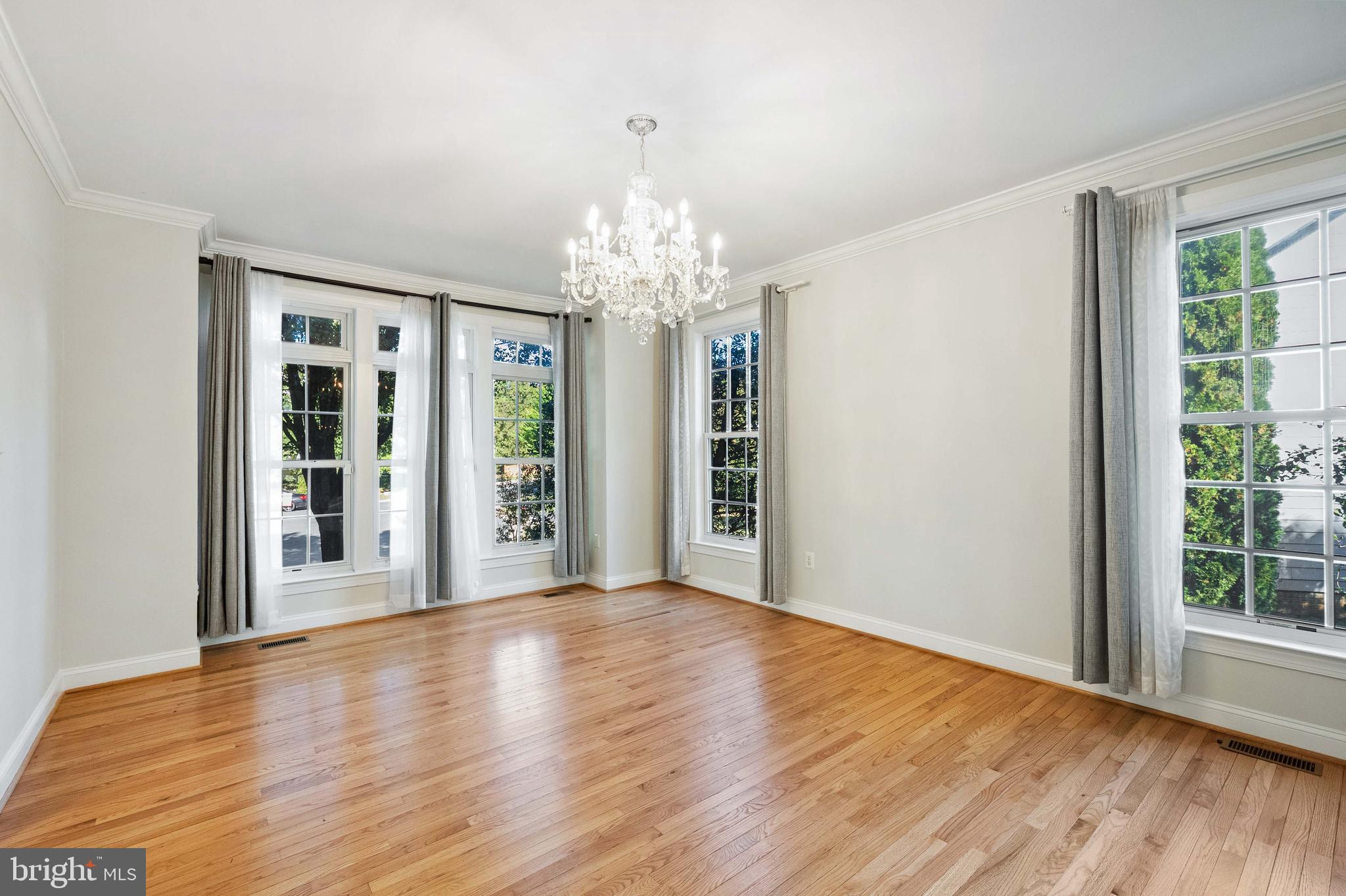 WATTERS GLEN - Residential