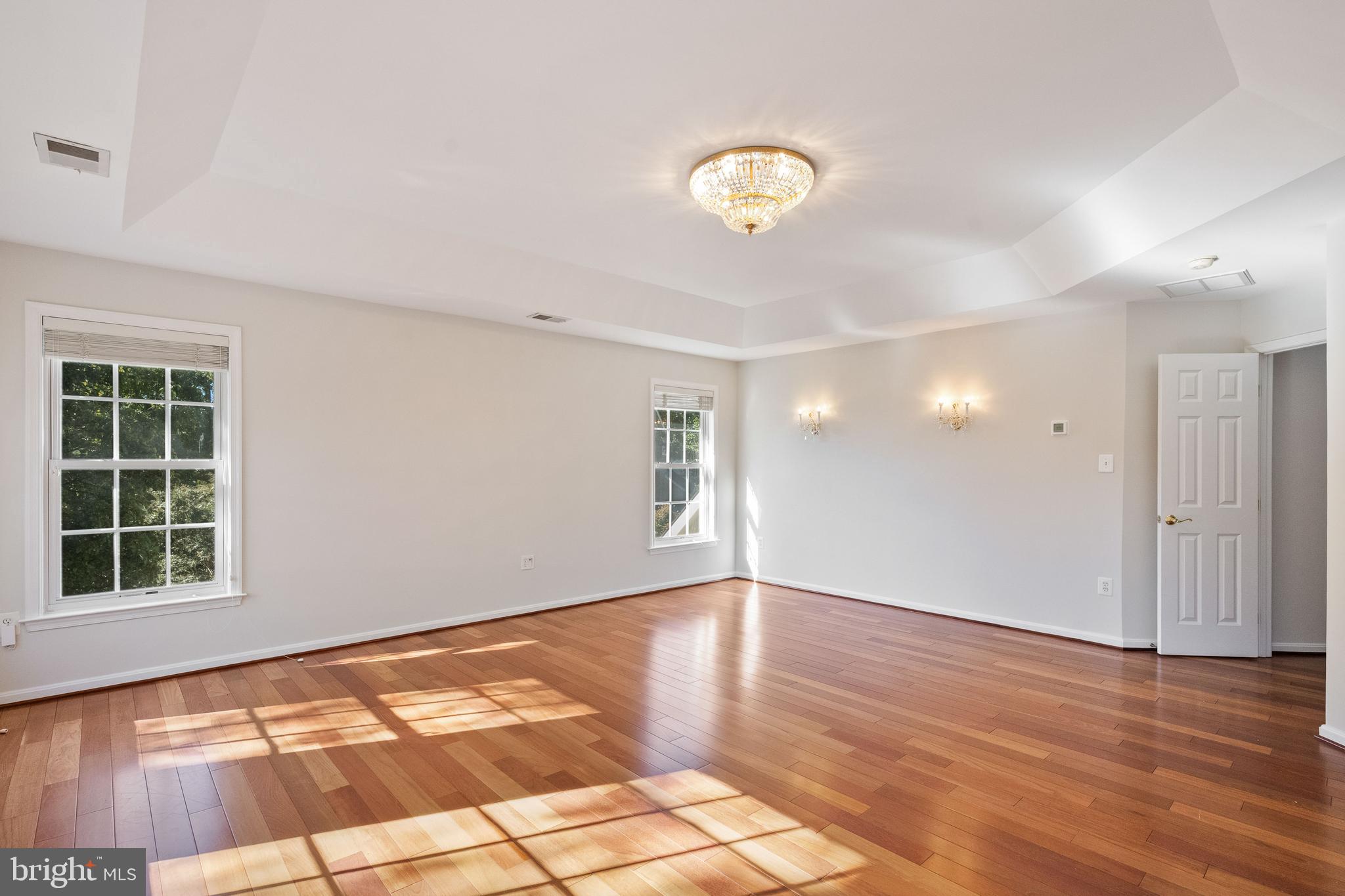 WATTERS GLEN - Residential