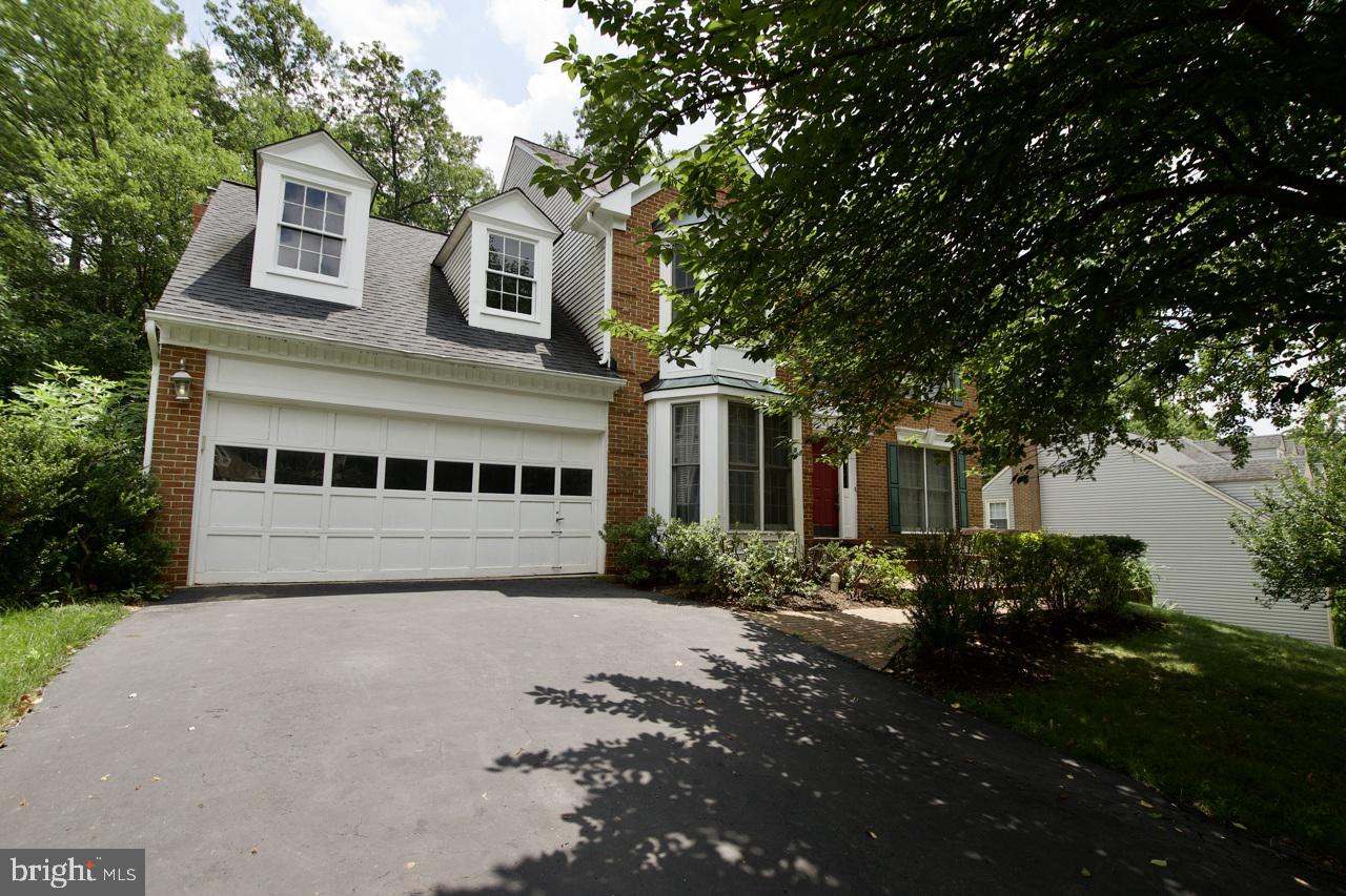 8614 OAK CHASE CIRCLE