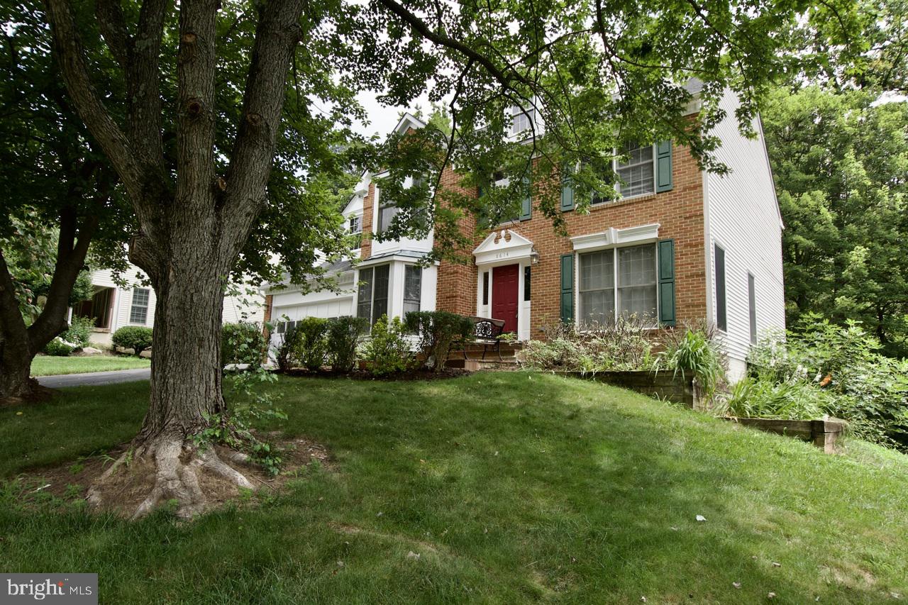 8614 OAK CHASE CIRCLE