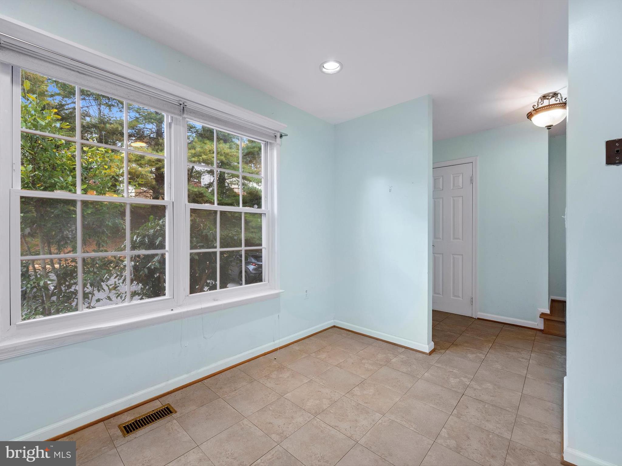 GERMANTOWN VIEW - Residential