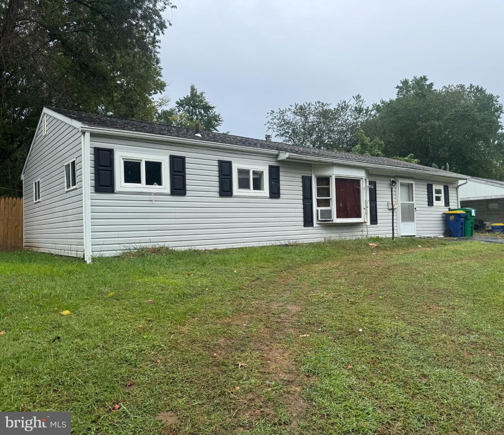 Photo of 43 Wayne Drive, DOVER, DE 19901 (MLS # DEKT2040806)